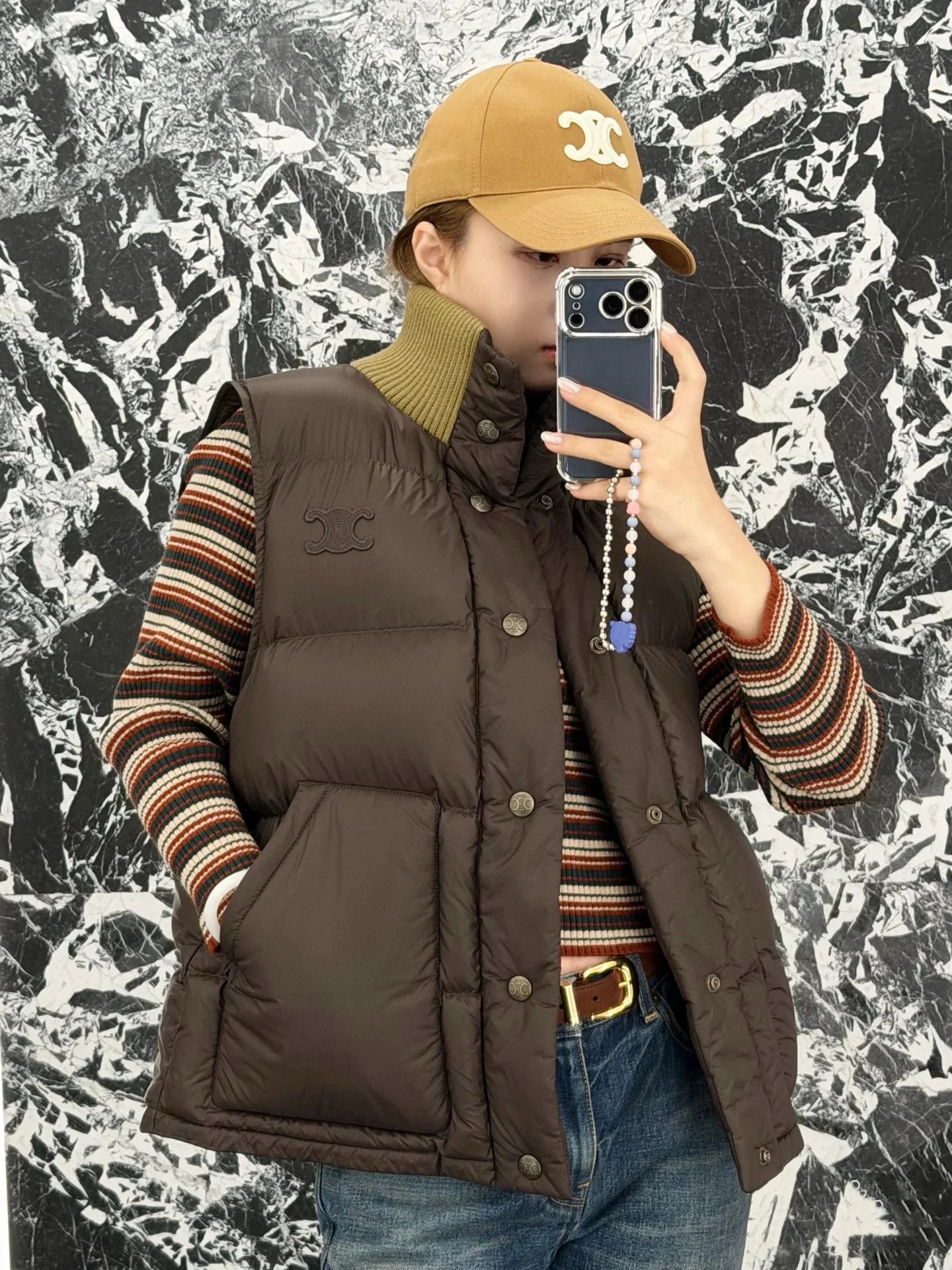 Celine Triomphe monogram down vest D120602 - Image 8