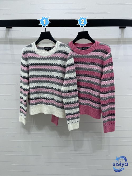 CHANEL Striped Knitted Long-Sleeved Sweater D122502