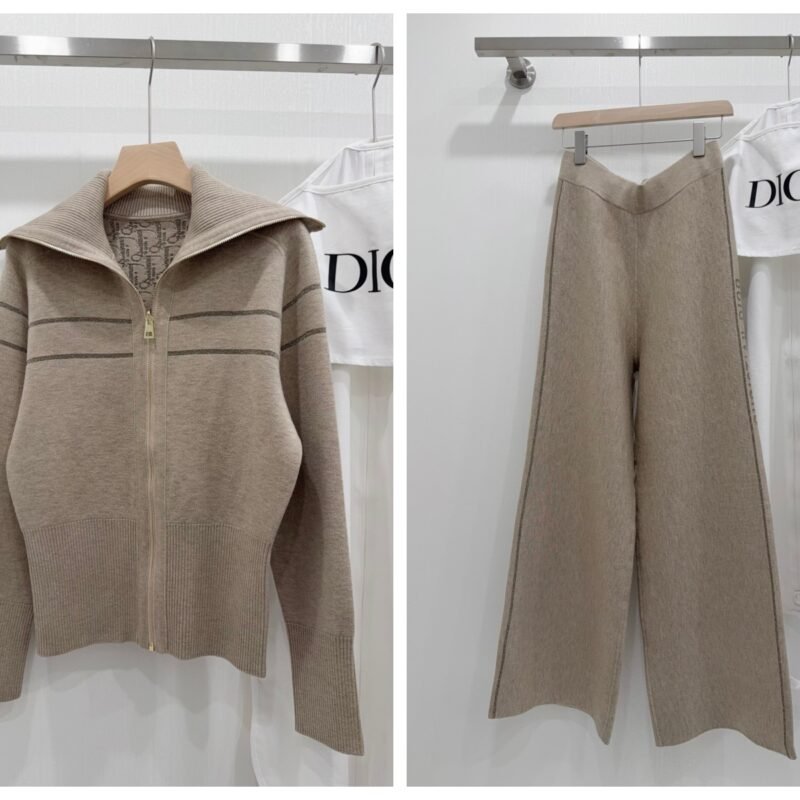 100% cashmere Dior set D121503