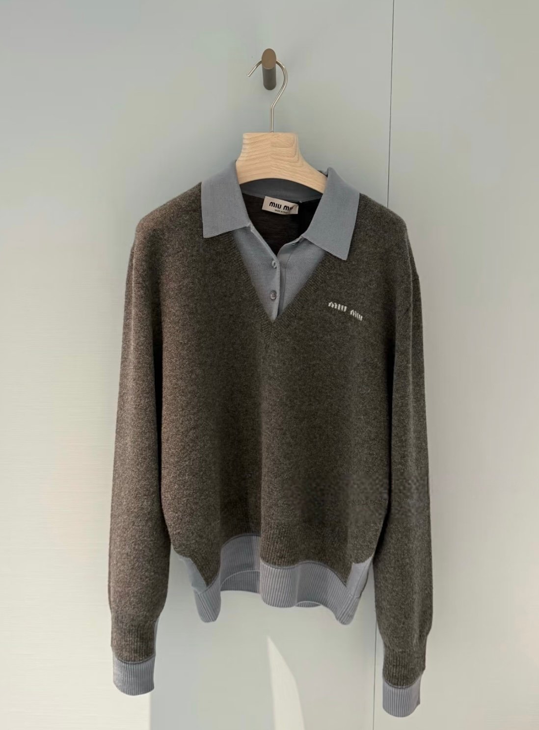 Miu Miu Grey V-neck Knit Sweater D120201