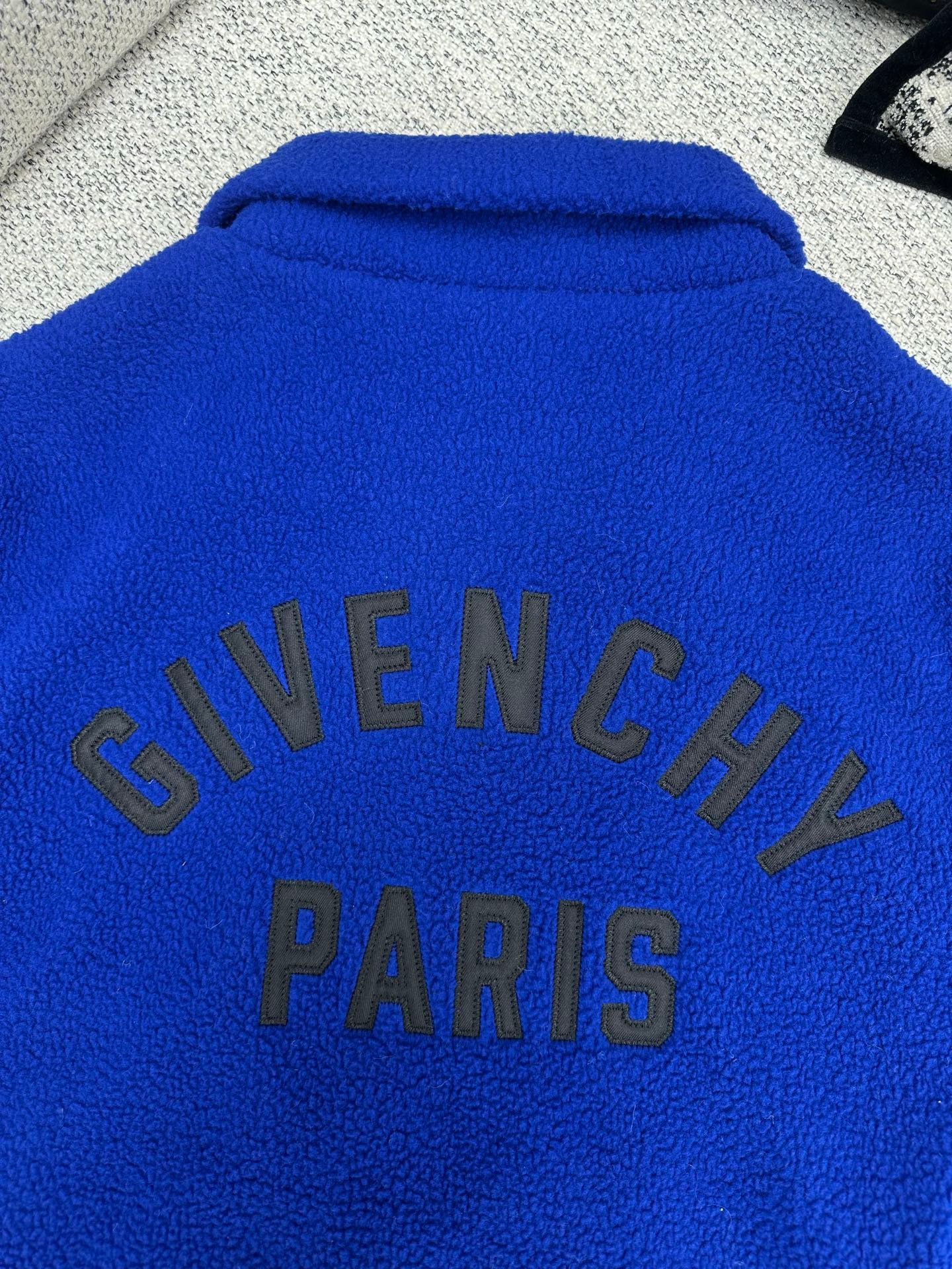 GIVENCHY Blue Polo Fleece Jacket 120104 - Image 8