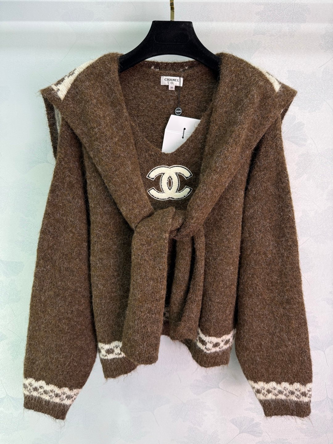 CHANEL Shawl-Sleeve Sweater D120202 - Image 3