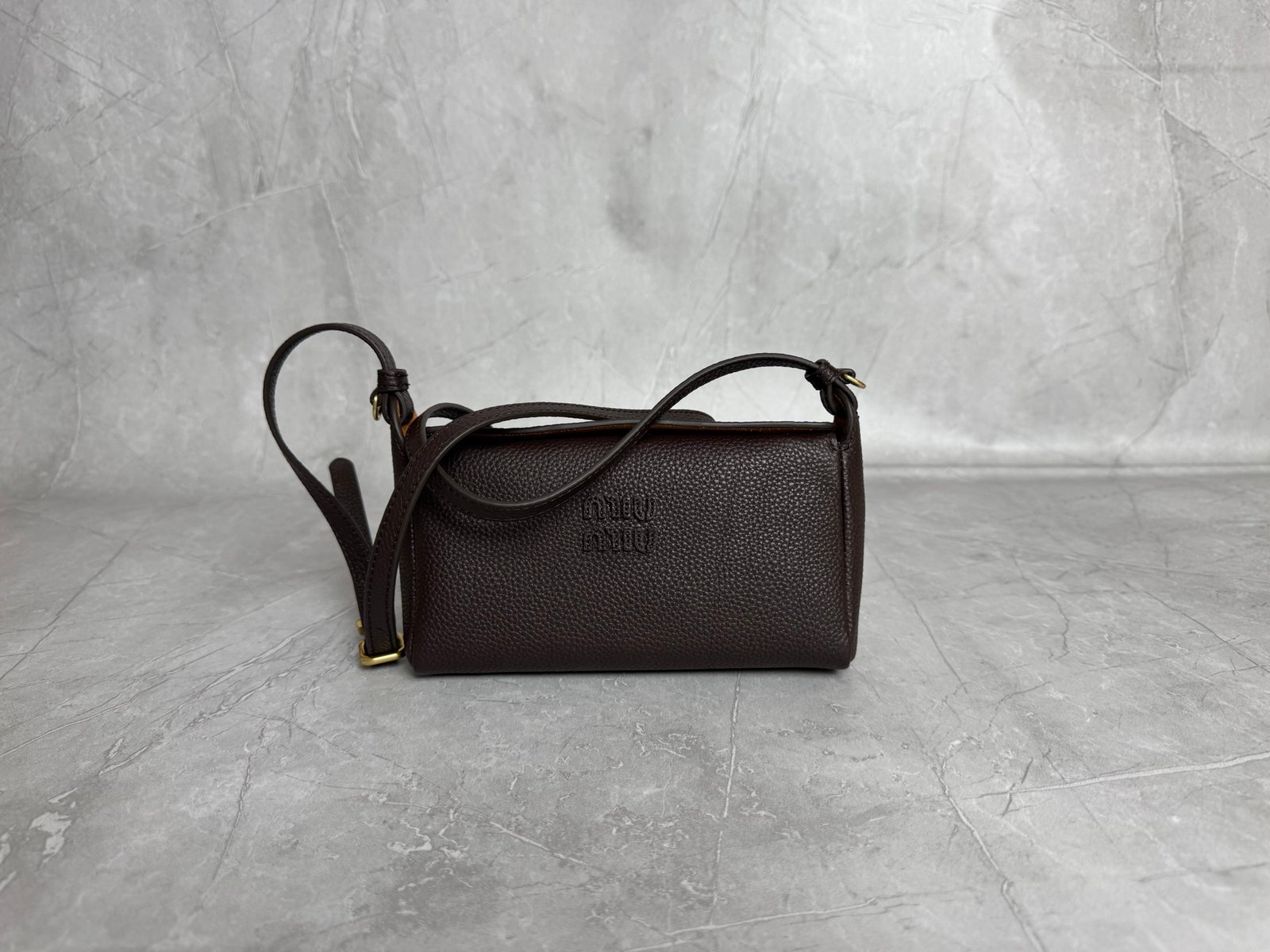 Miu Miu Leather Pouch L120207 - Image 2