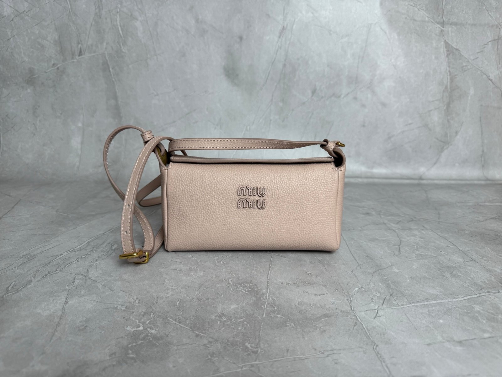 Miu Miu Leather Pouch L120207 - Image 5