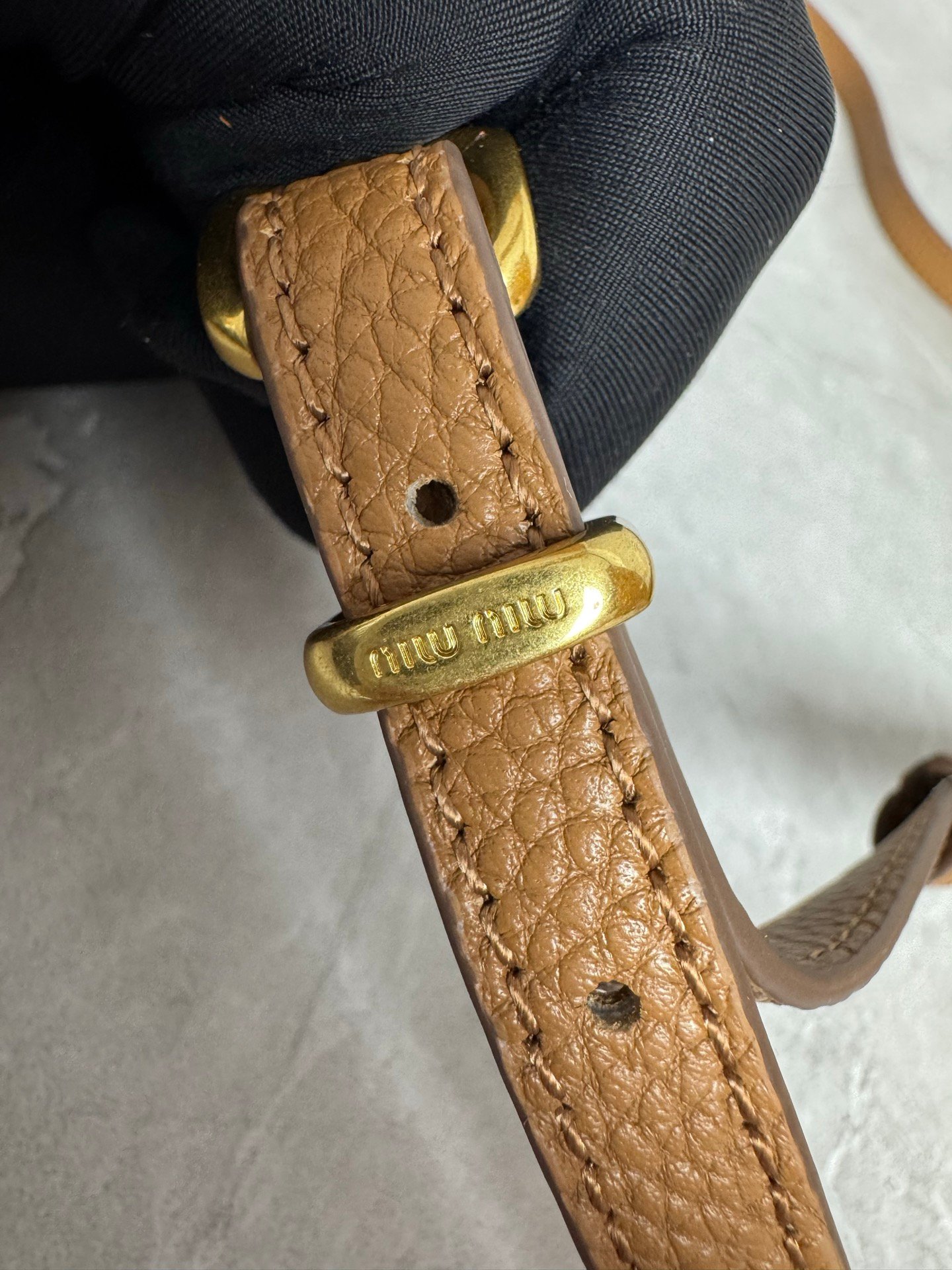 Miu Miu Leather Pouch L120207 - Image 12