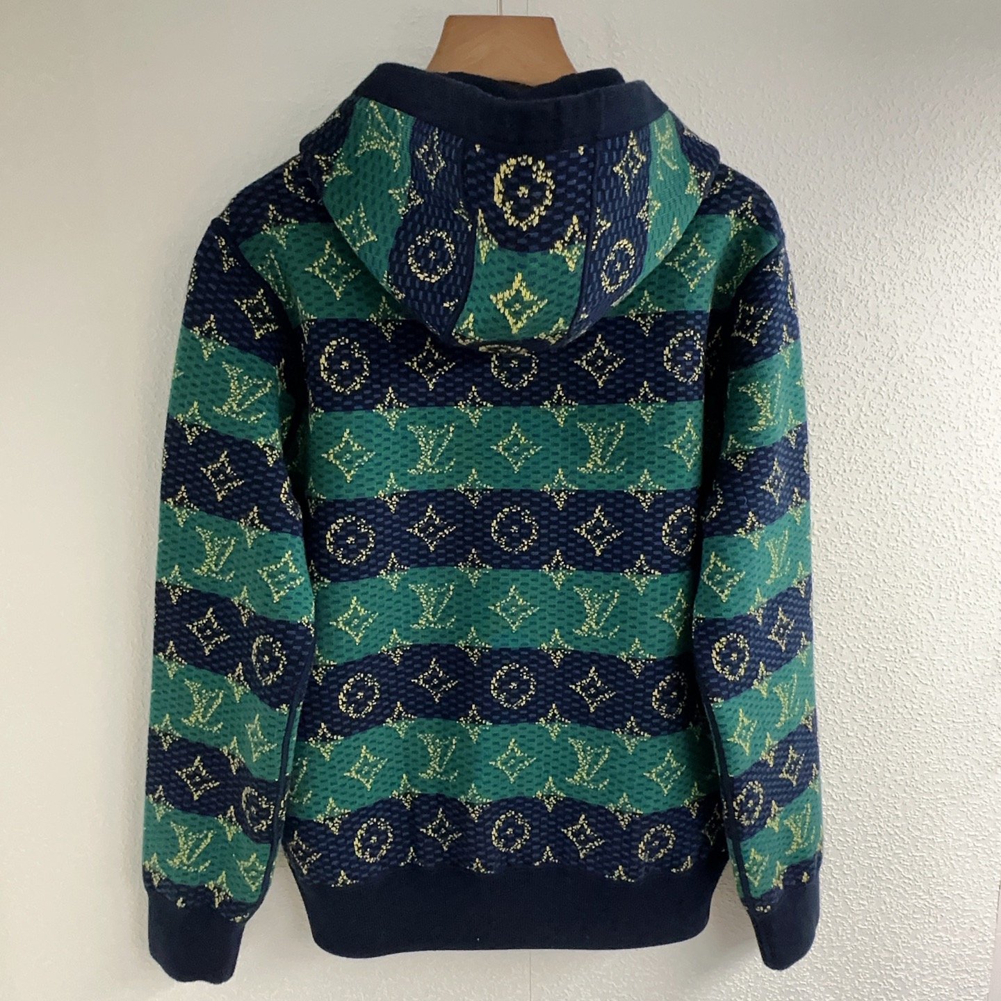 LV Hooded Zip Knit Cardigan D120404 - Image 5