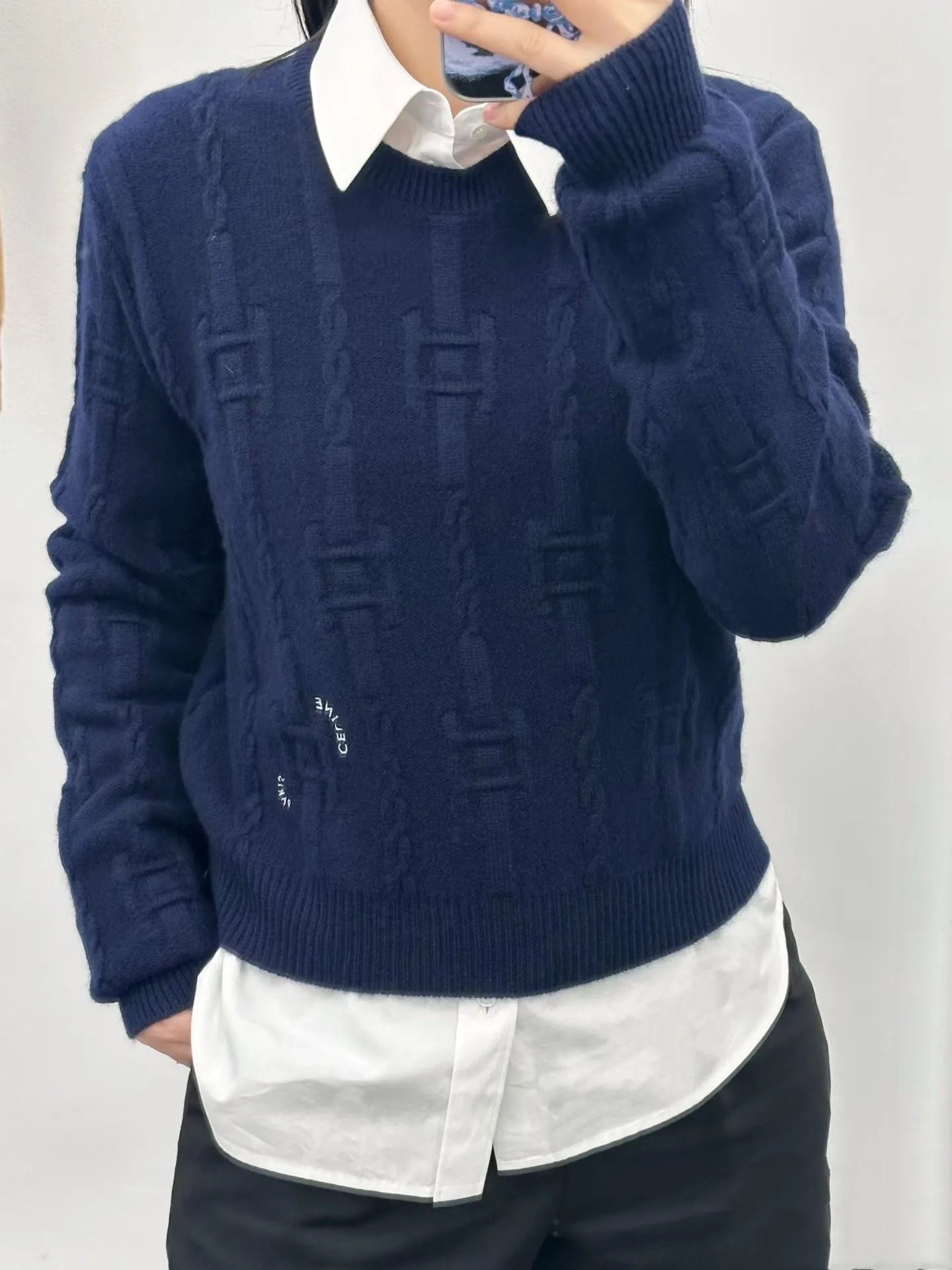 CELINE crewneck sweater IN chains cashmere D120405 - Image 11