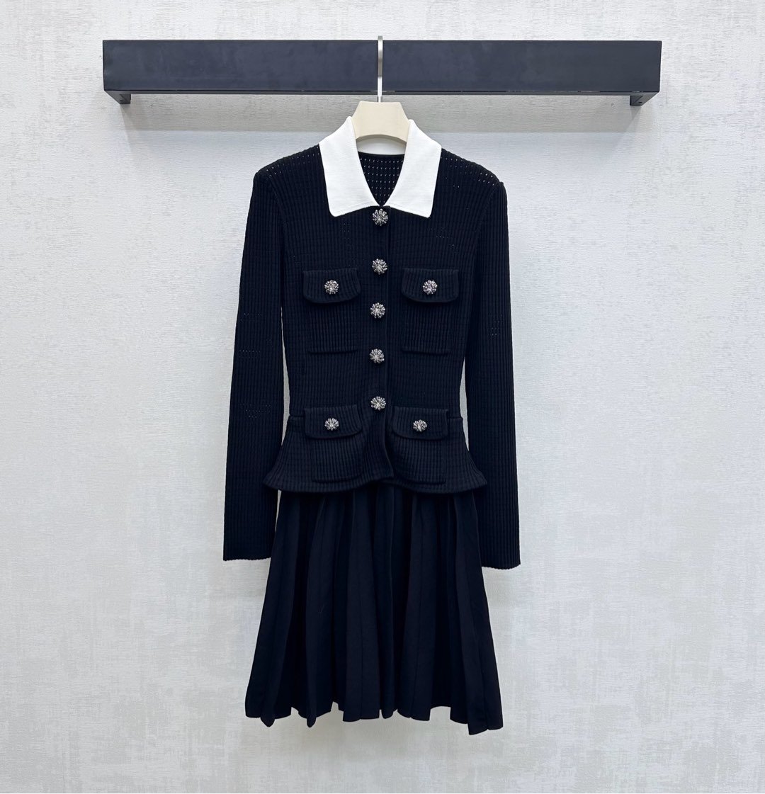 Self Portrait Color-Contrasting Collar Knit Dress D120502