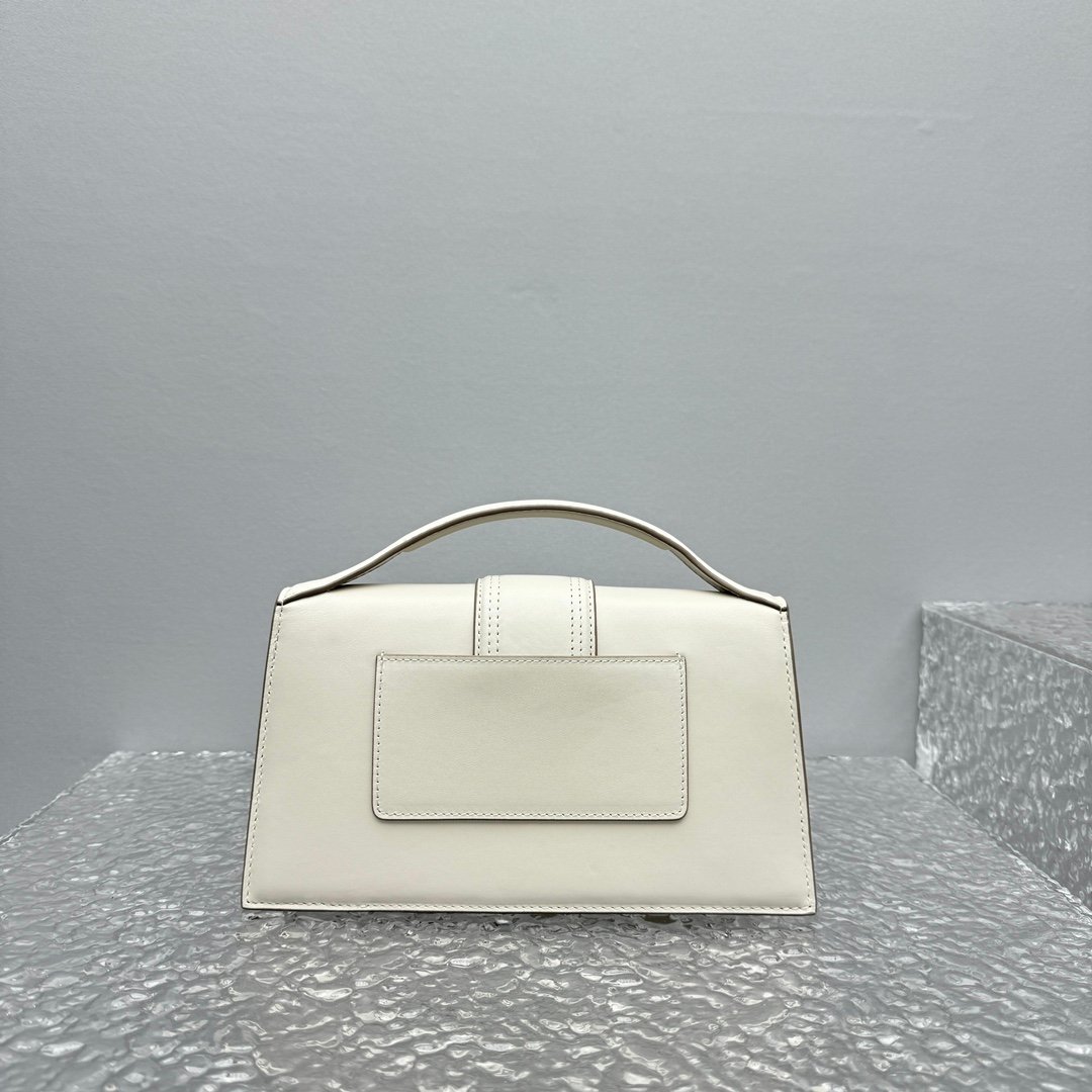 JACQUEMUS The Large Bambino L120504 - Image 4