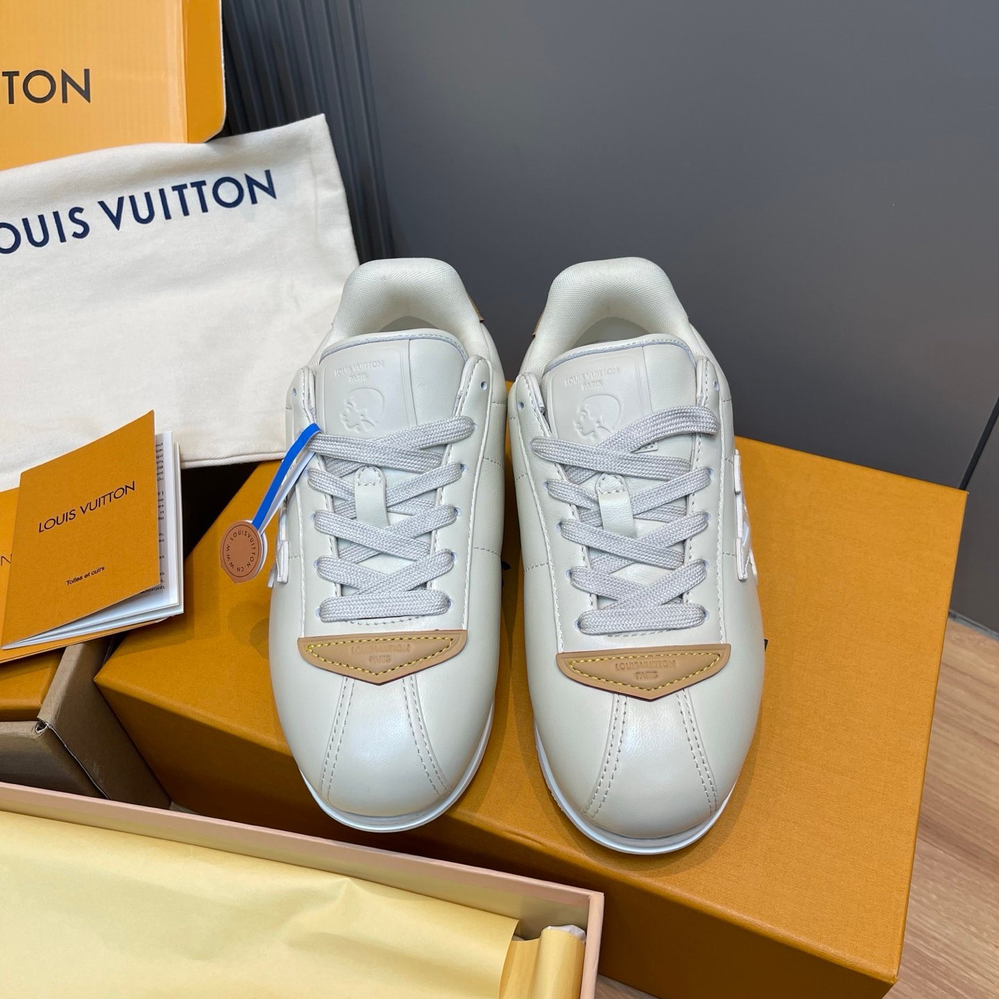 Louis Vuitton LV BUTTERSOFT Sneaker L120505 - Image 5