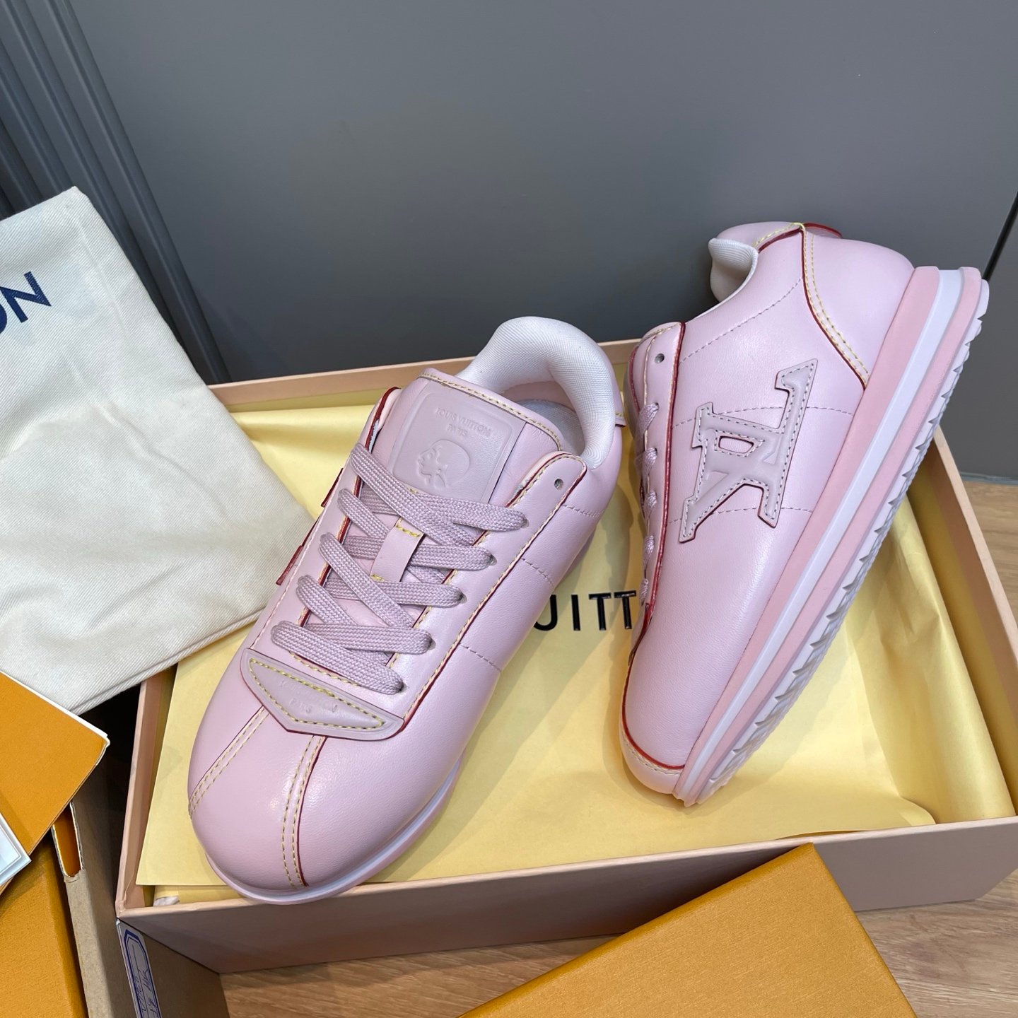 Louis Vuitton LV BUTTERSOFT Sneaker L120505 - Image 9