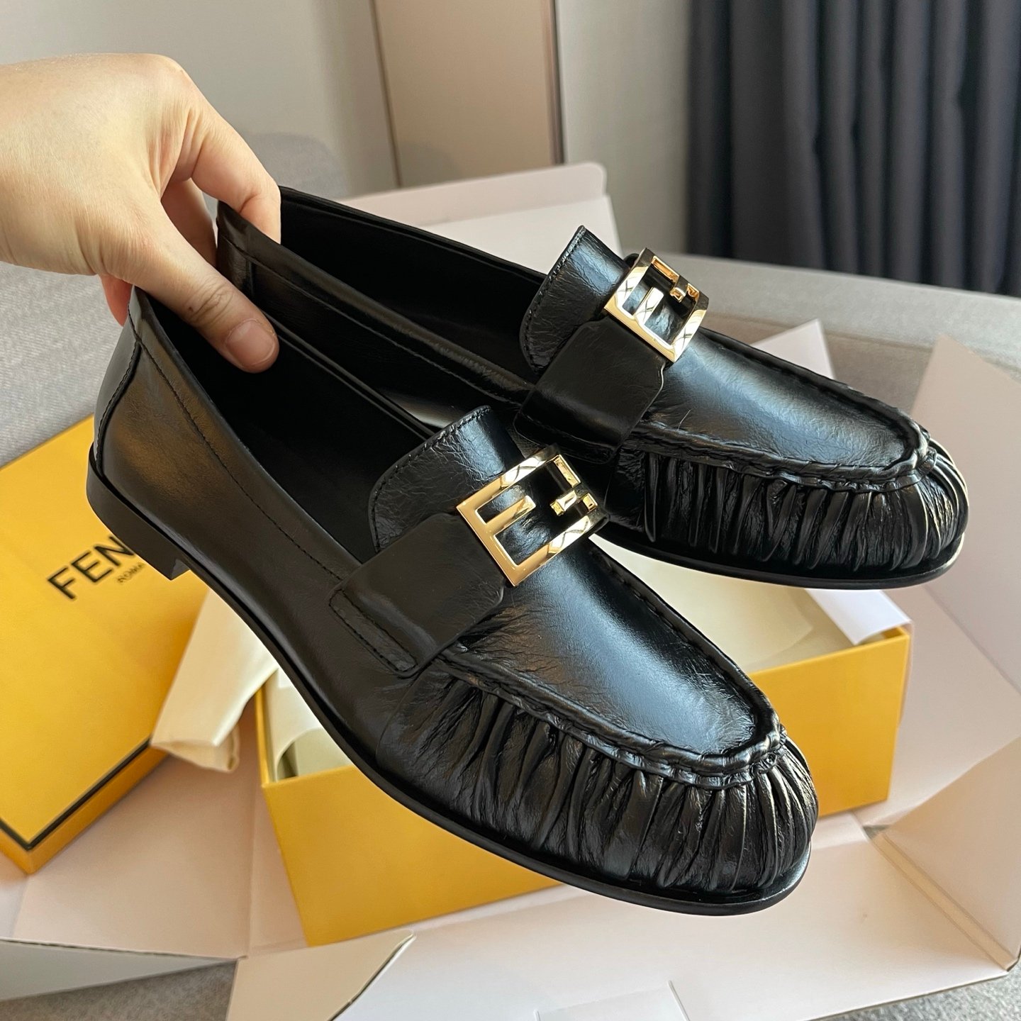 Fendi Baguette Leather Penny Loafers L120906 - Image 5