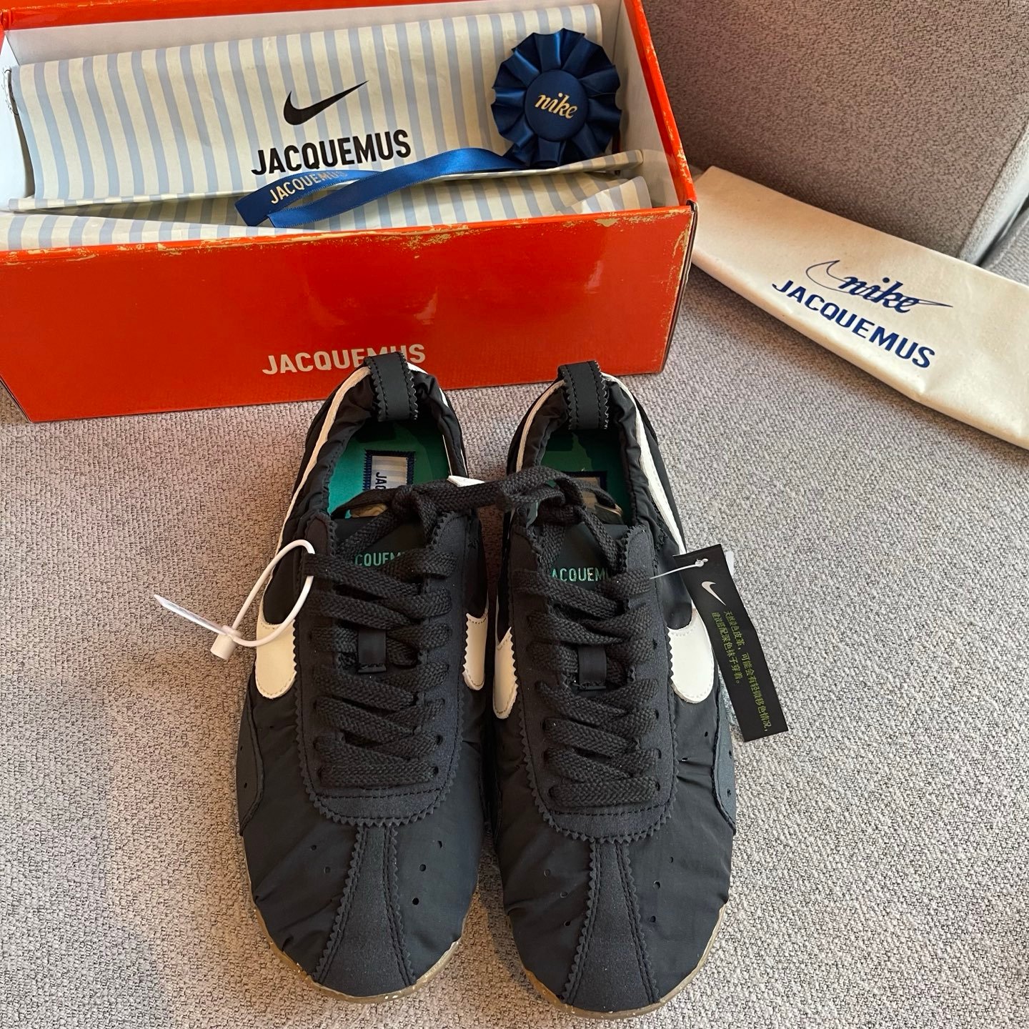 Jacquemus x Nike Moon Shoe Limited Edition Collaboration Sneakers L121106 - Image 2