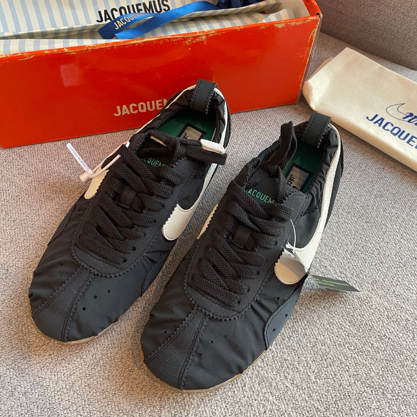 Jacquemus x Nike Moon Shoe Limited Edition Collaboration Sneakers L121106 - Image 3
