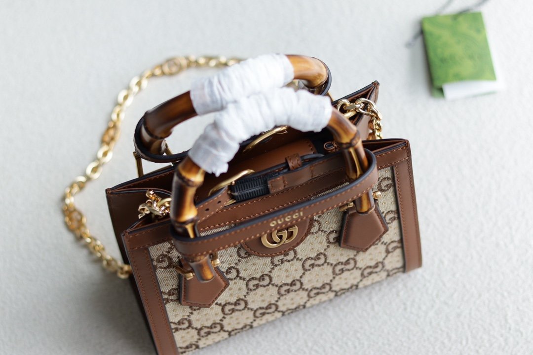 Gucci Pre-Owned Diana NM Bamboo Handle L121305 Size:20 x 16 x 10 cm - Image 5