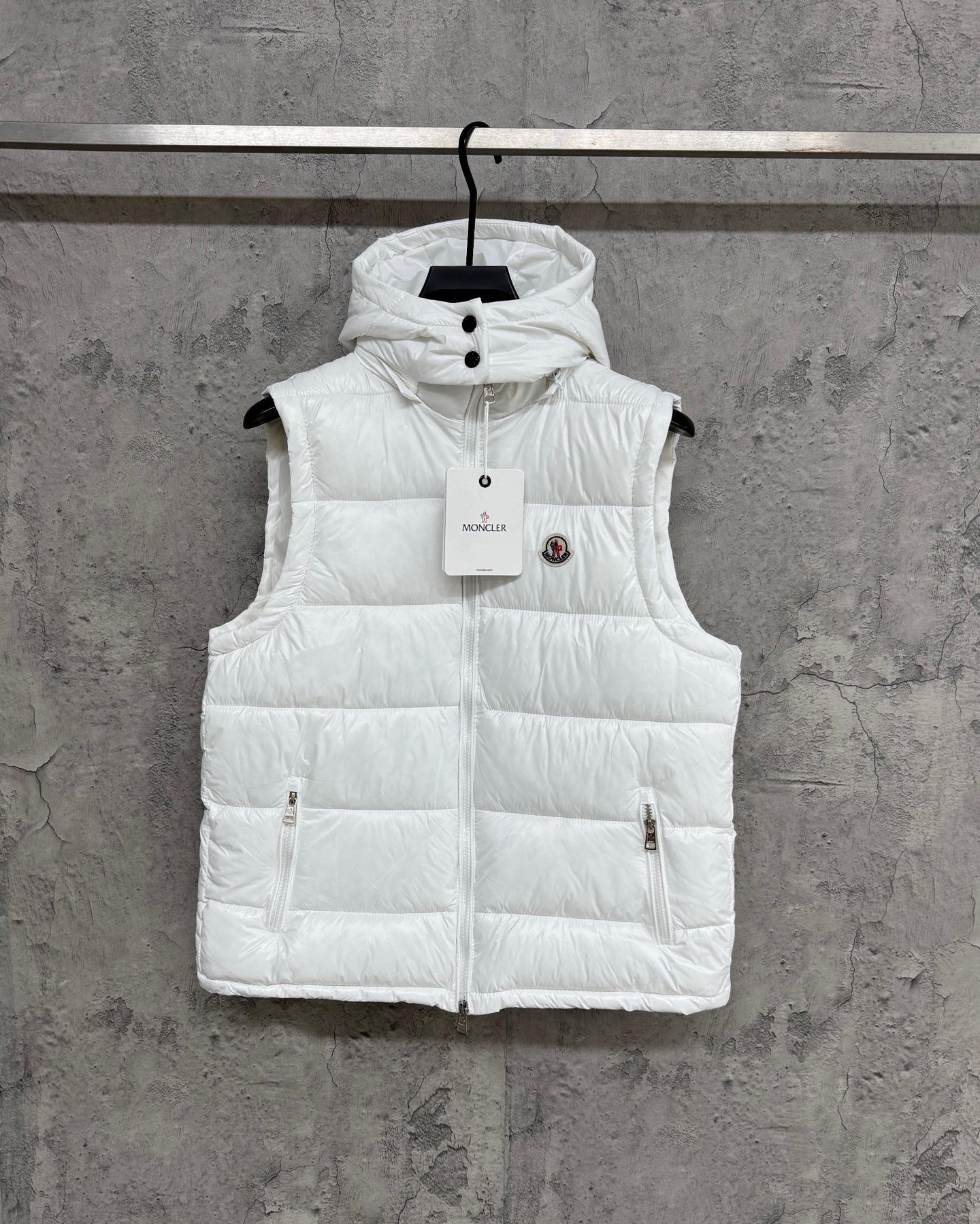 Moncler removable hooded puffer vest 121505 - Image 2