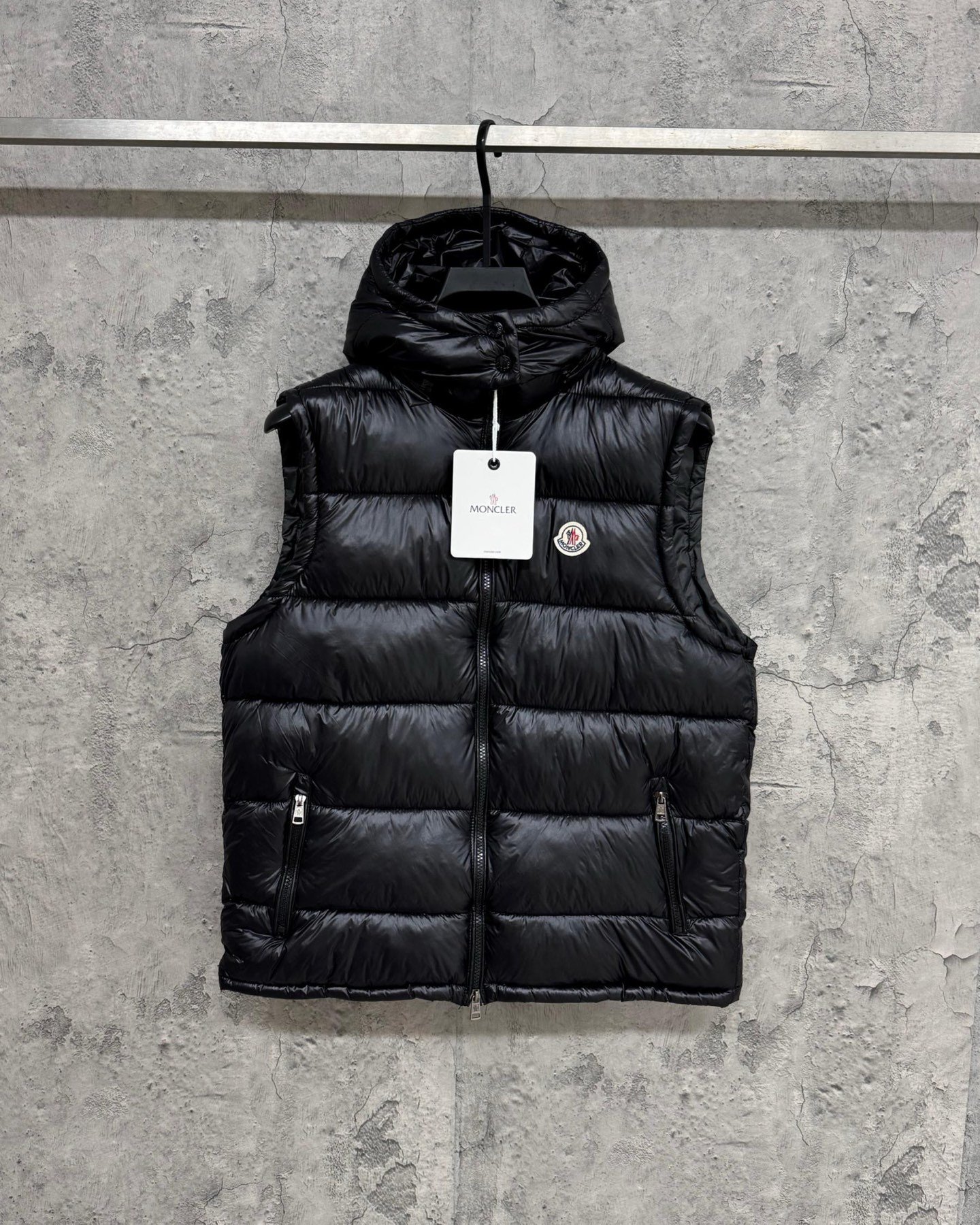 Moncler removable hooded puffer vest 121505 - Image 3
