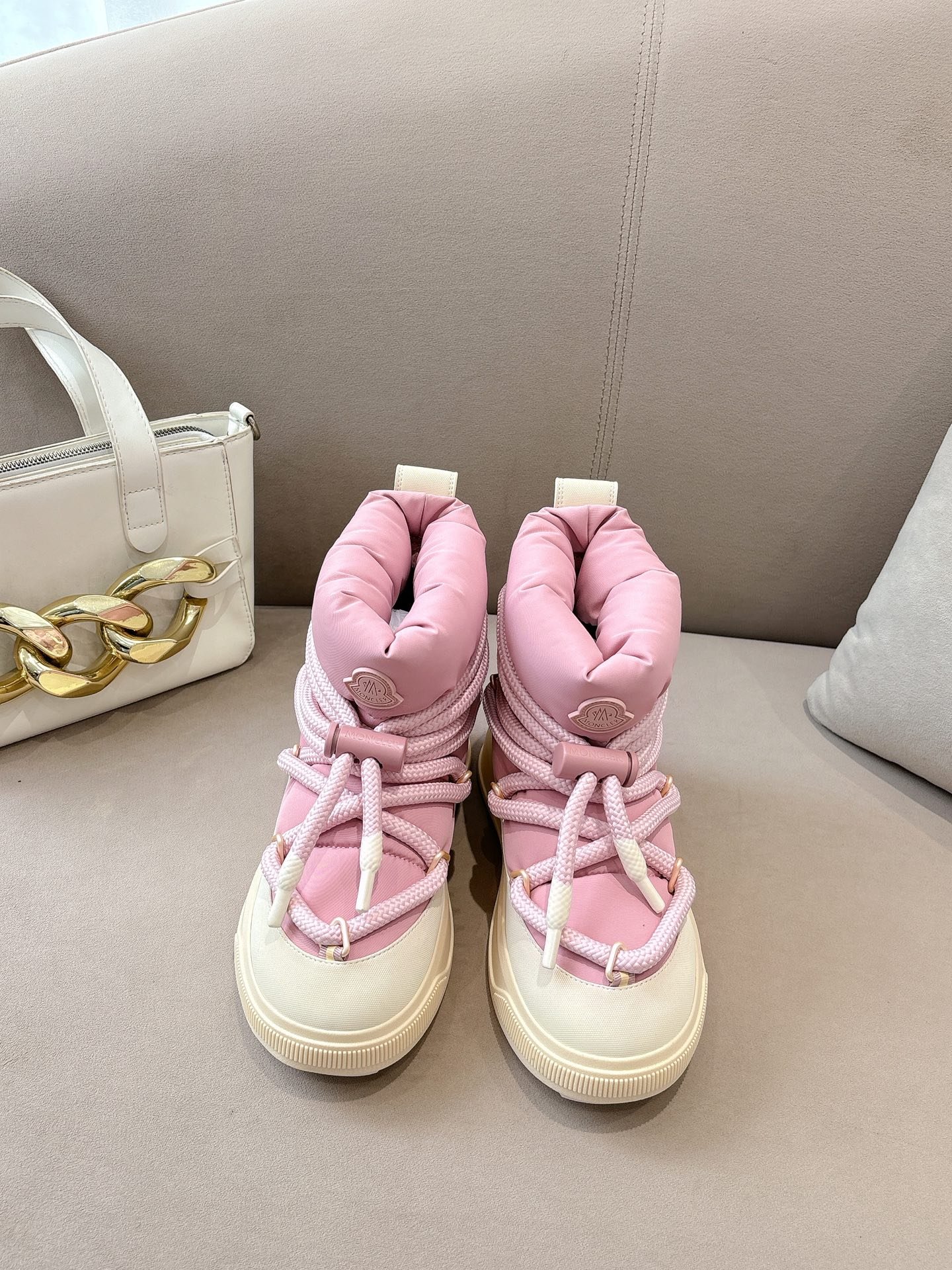 Moncler Altive Mid Snow Boots L121506 - Image 11