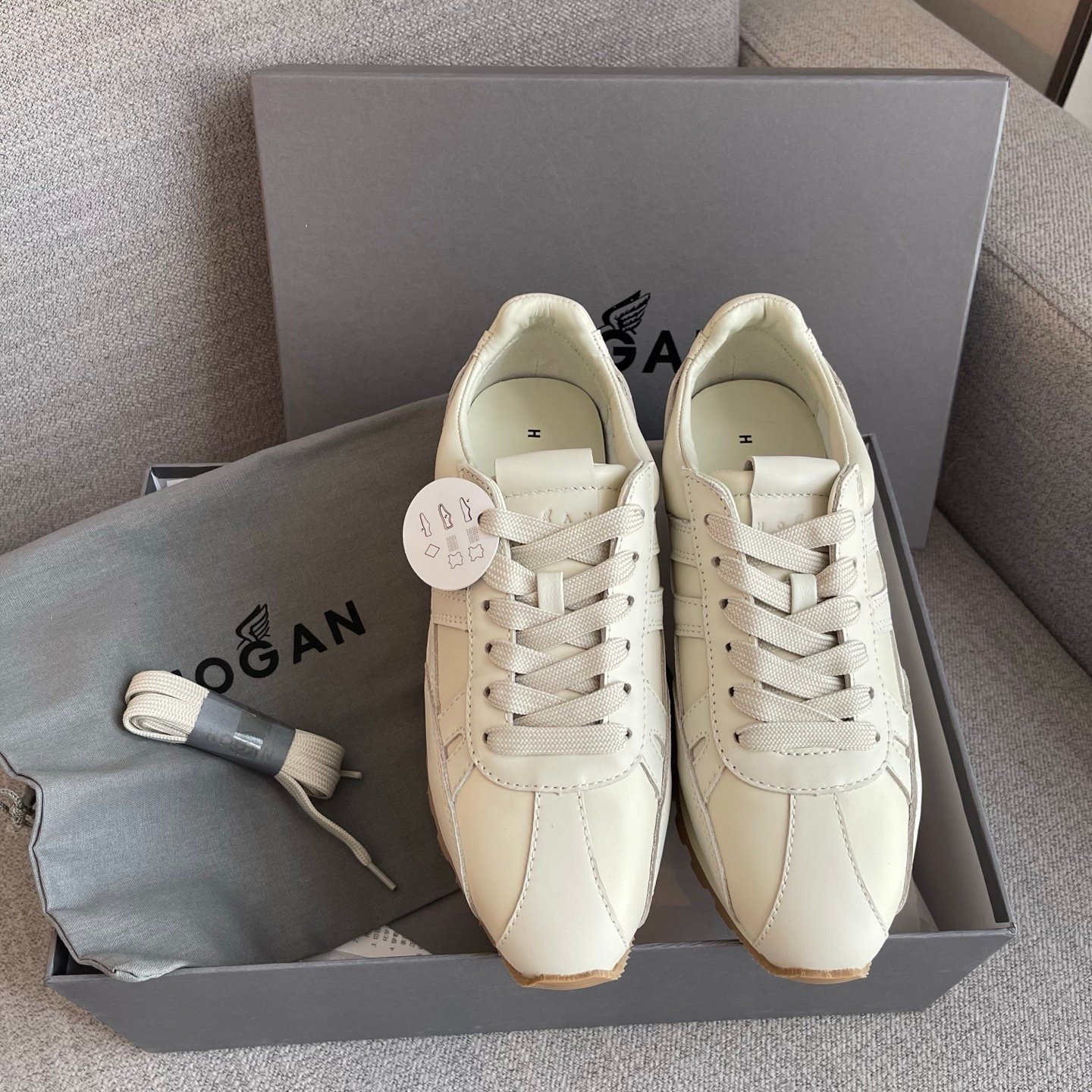 Hogan Suede Sneakers L121605 - Image 5