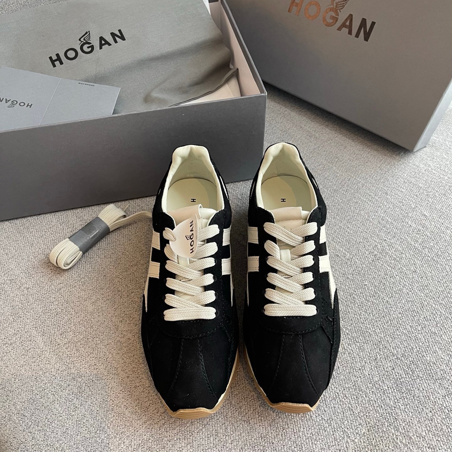 Hogan Suede Sneakers L121605 - Image 8
