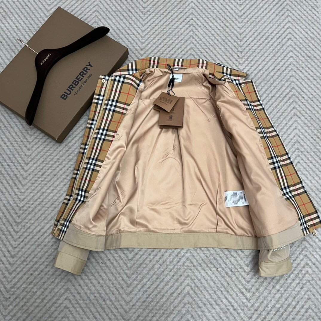 Burberry gabardine jacket D121605 - Image 5