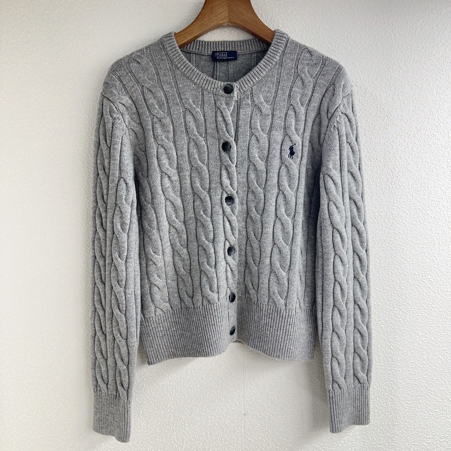 Polo classic twisted logo embroidered round-neck knitted cardigan D121701 - Image 3