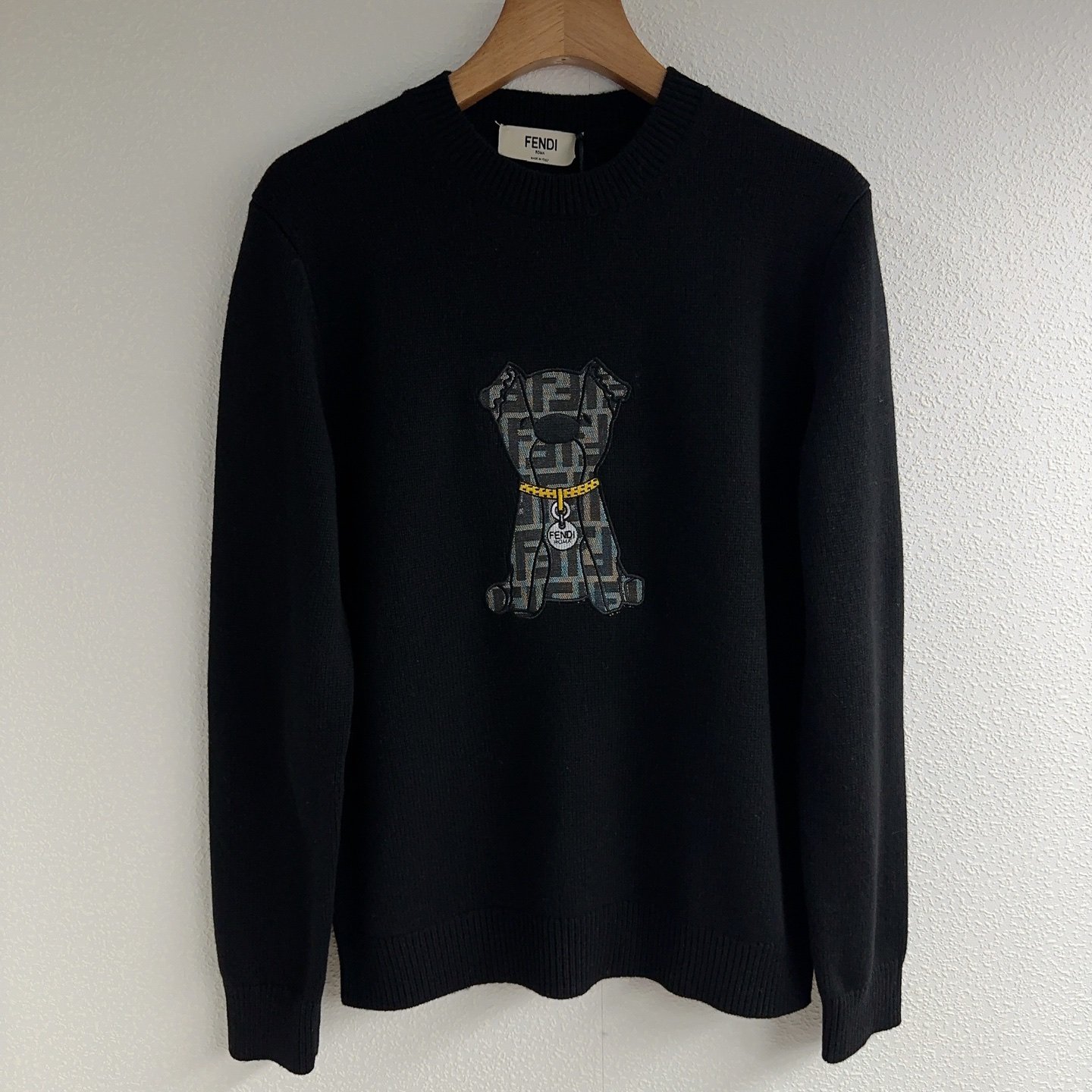 Fendi classic pattern embroidered round-neck pullover knitwear D121702