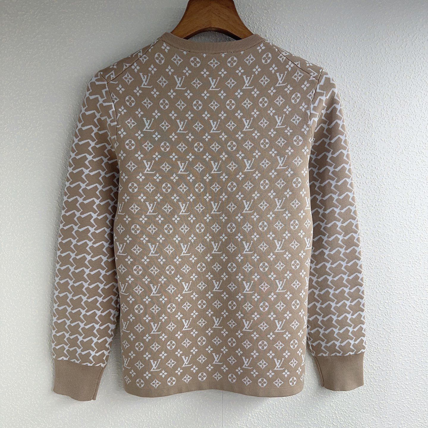 LV Old Age Round-neck Pullover Knitted Sweater D121703 - Image 4