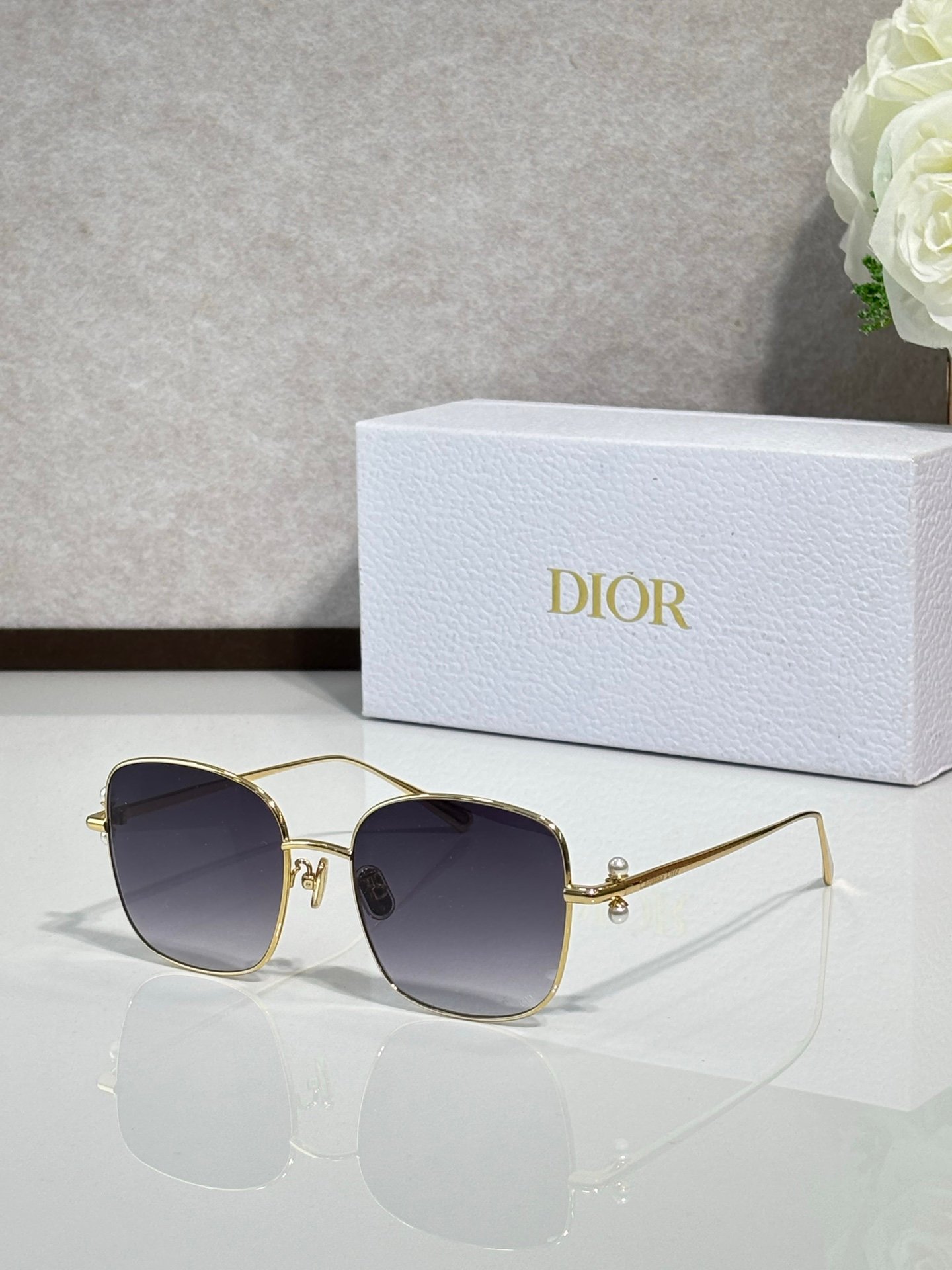 DIOR sunglasses L121904 - Image 3