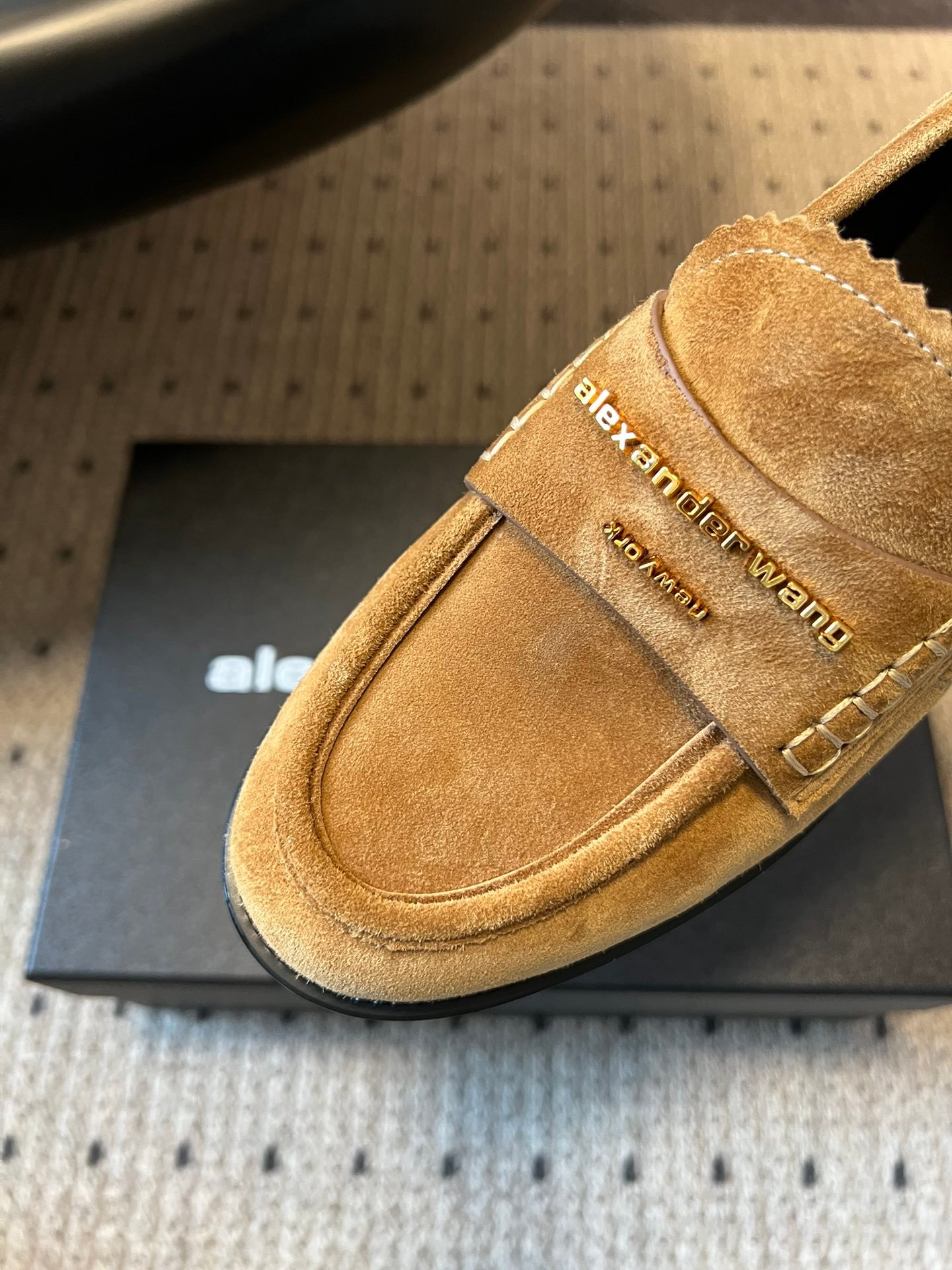 Alexander Wang Round-Toe Casual Sneakers Flats L122504 - Image 6