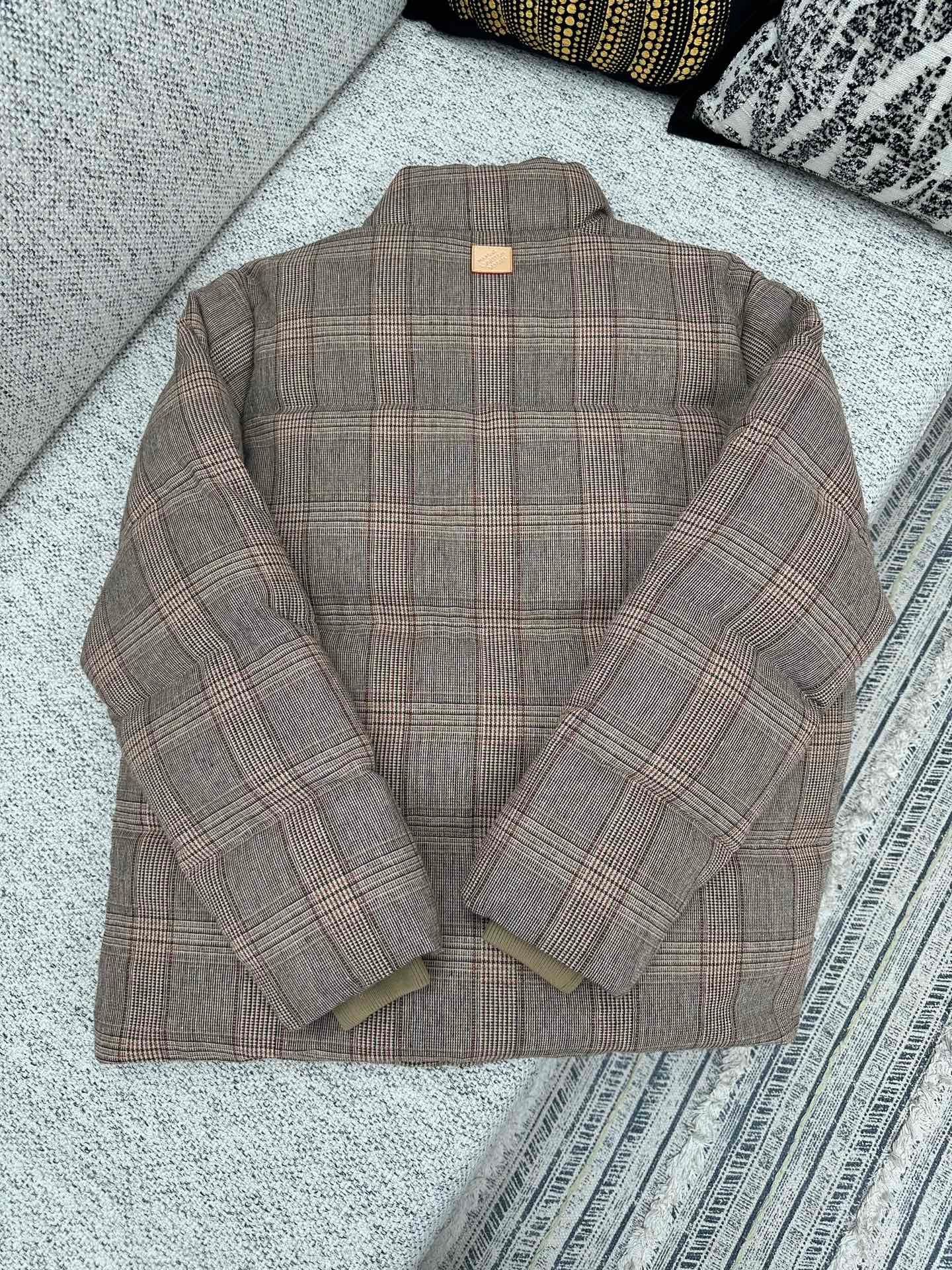 Louis Vuitton Tweed Down Blouson 122507 - Image 3