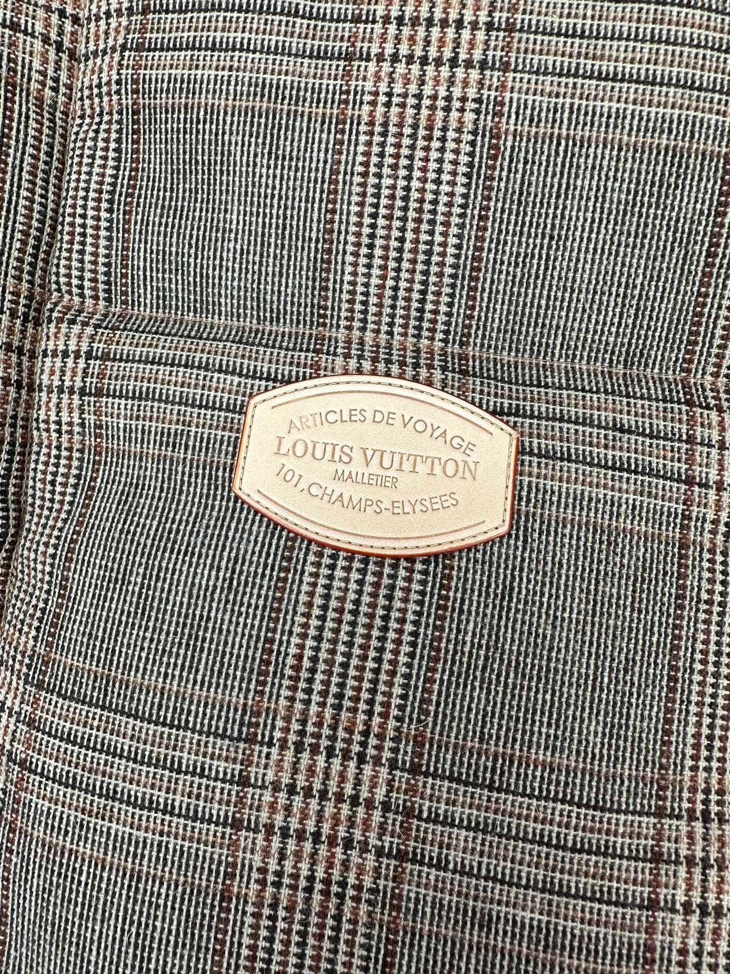 Louis Vuitton Tweed Down Blouson 122507 - Image 5