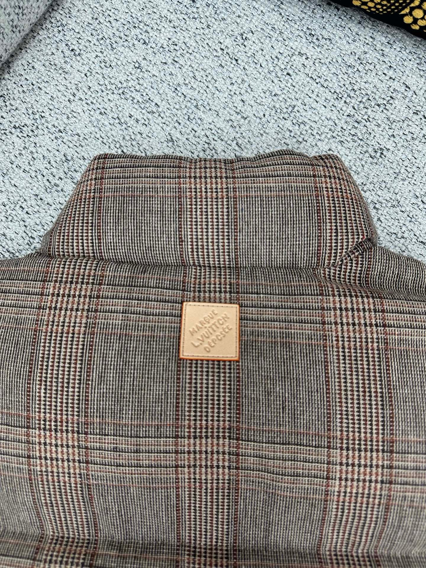 Louis Vuitton Tweed Down Blouson 122507 - Image 8
