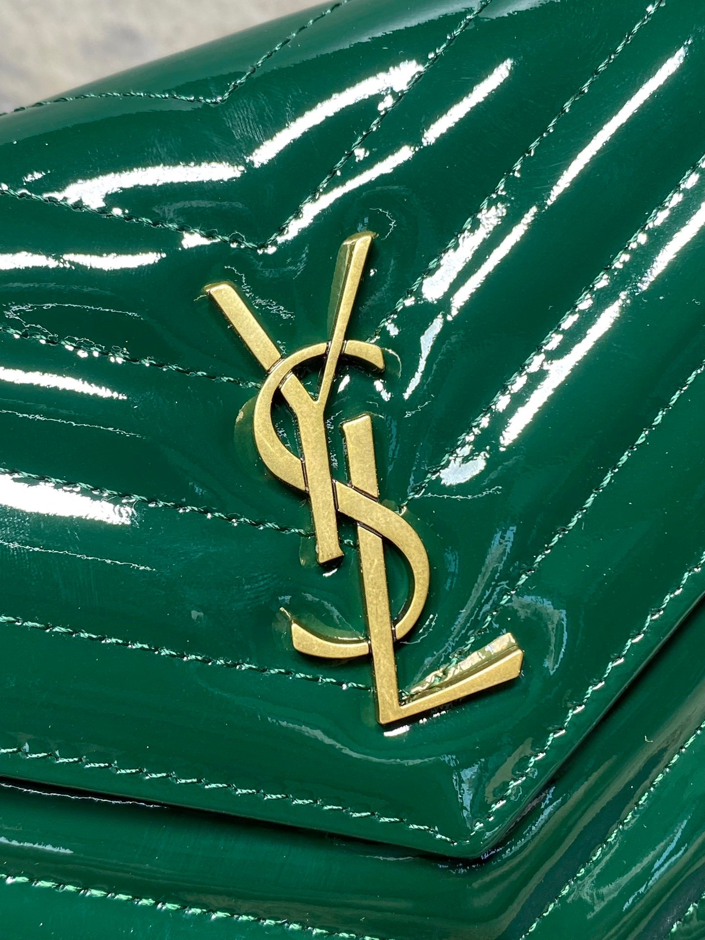 Saint Laurent Cassandre Flap Envelope Wristlet L122505 - Image 10