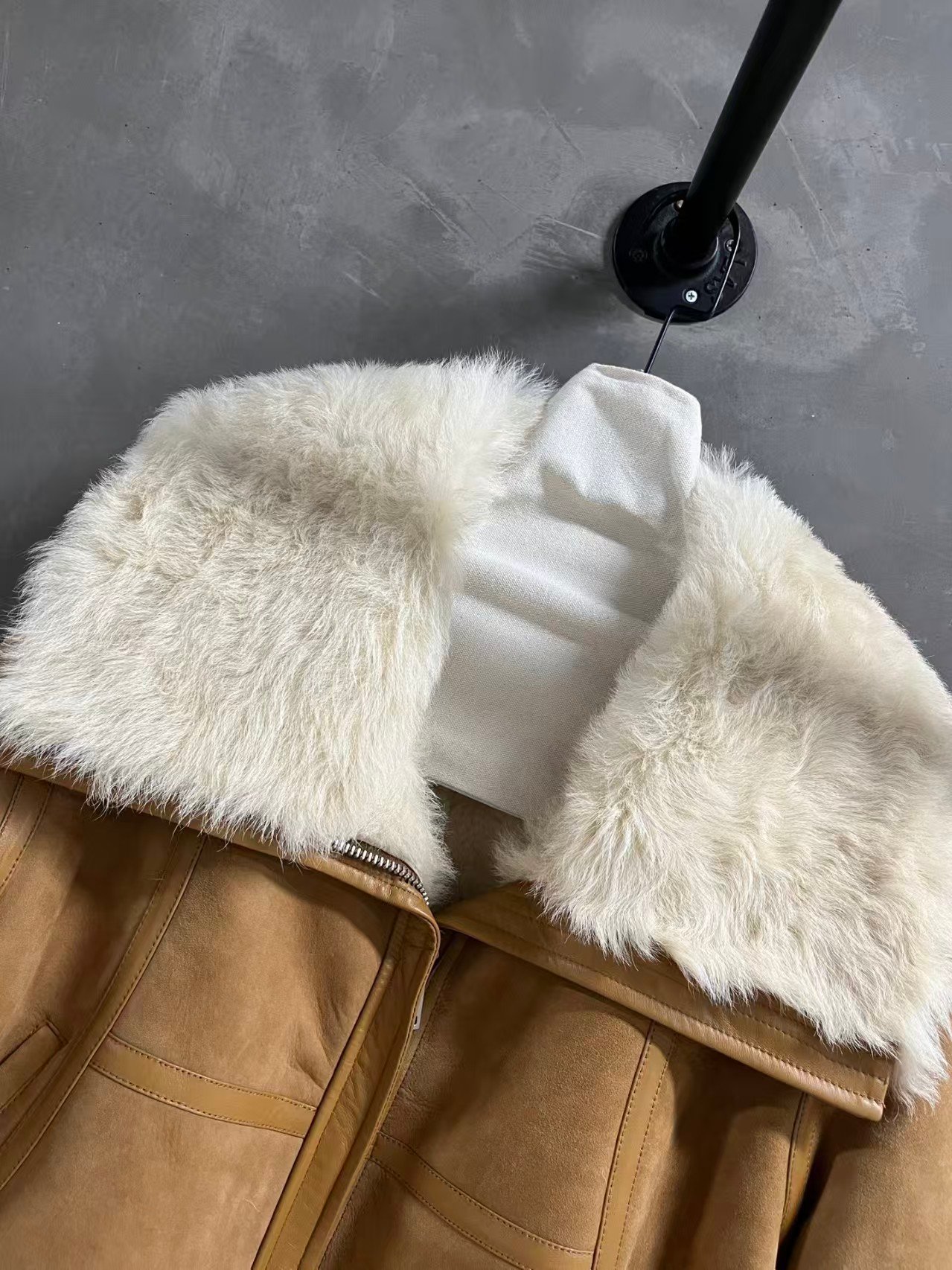 LOEWE Jacket in shearling D121602 - Image 3