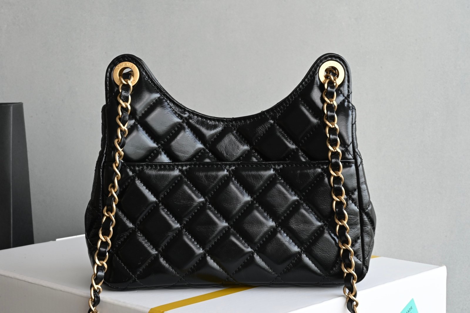 Chanel 2023 Small Wavy CC Hobo L10101 - Image 3