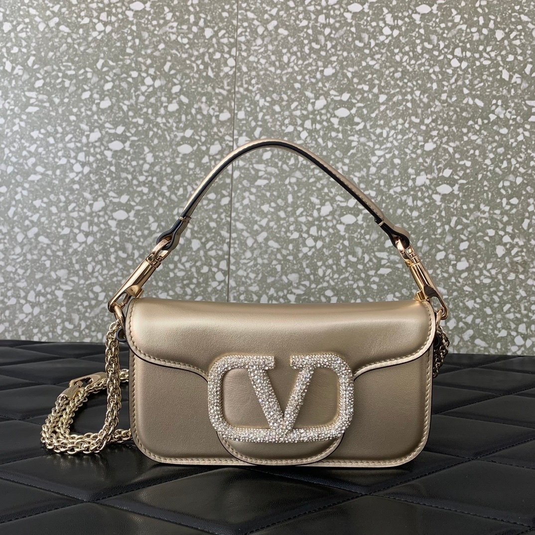 Valentino Garavani Locò small shoulder bag B6010302 - Image 5