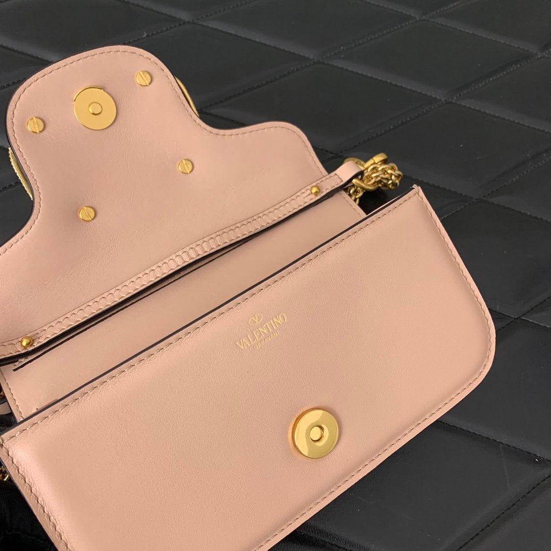 Valentino Garavani Locò small shoulder bag B6010302 - Image 9