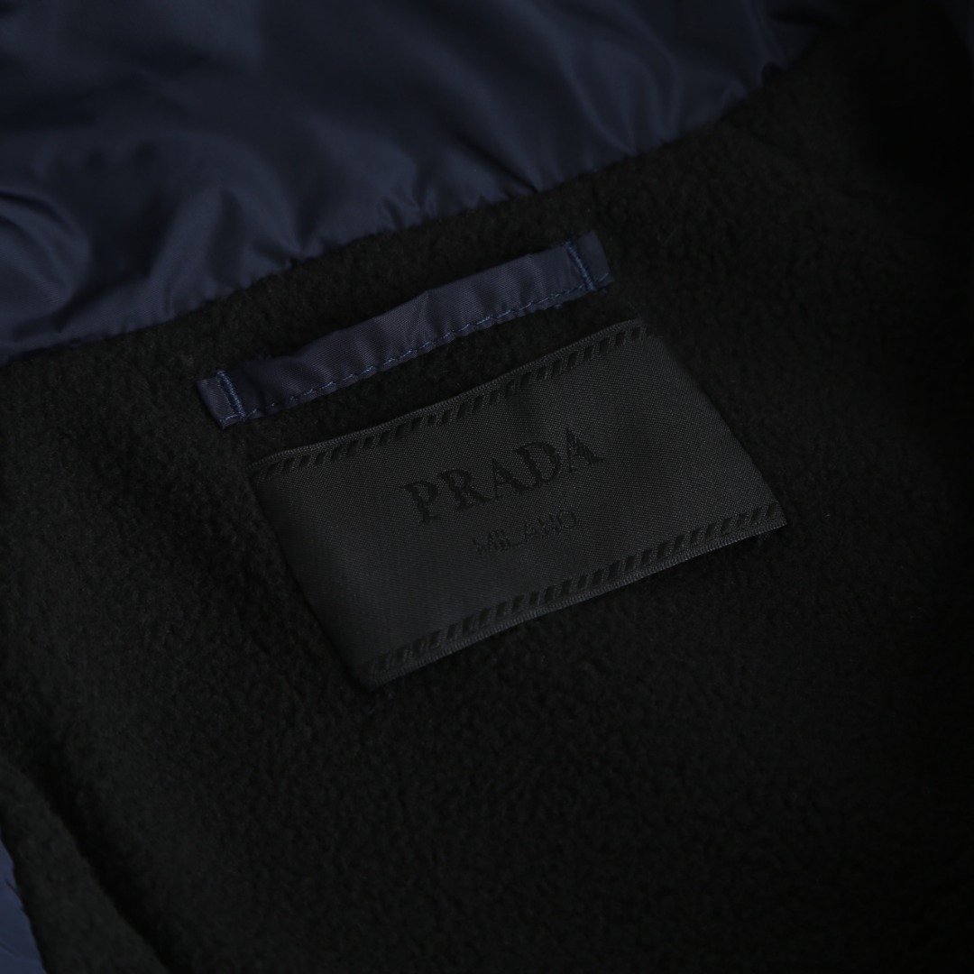 Prada Re-Nylon Hooded Jacket M6010404 - Image 8