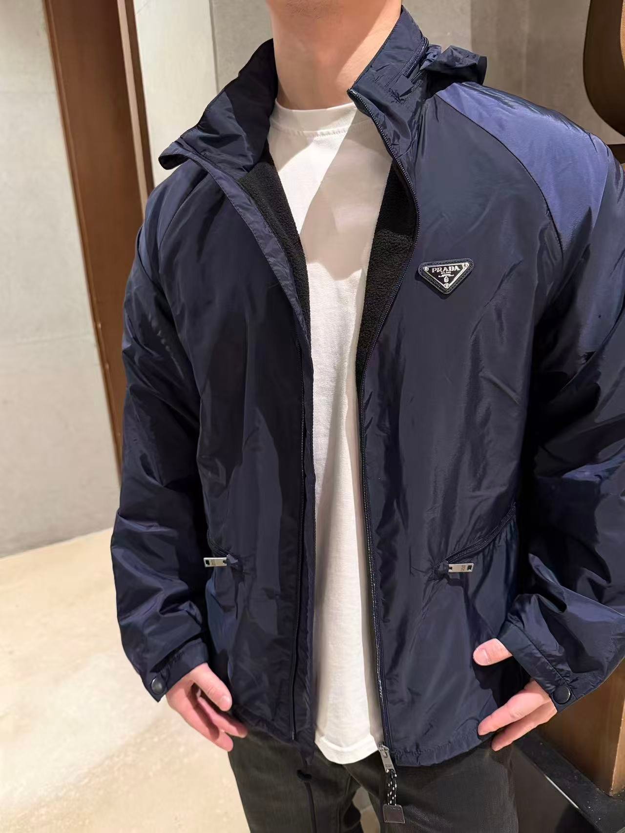 Prada Re-Nylon Hooded Jacket M6010404 - Image 9