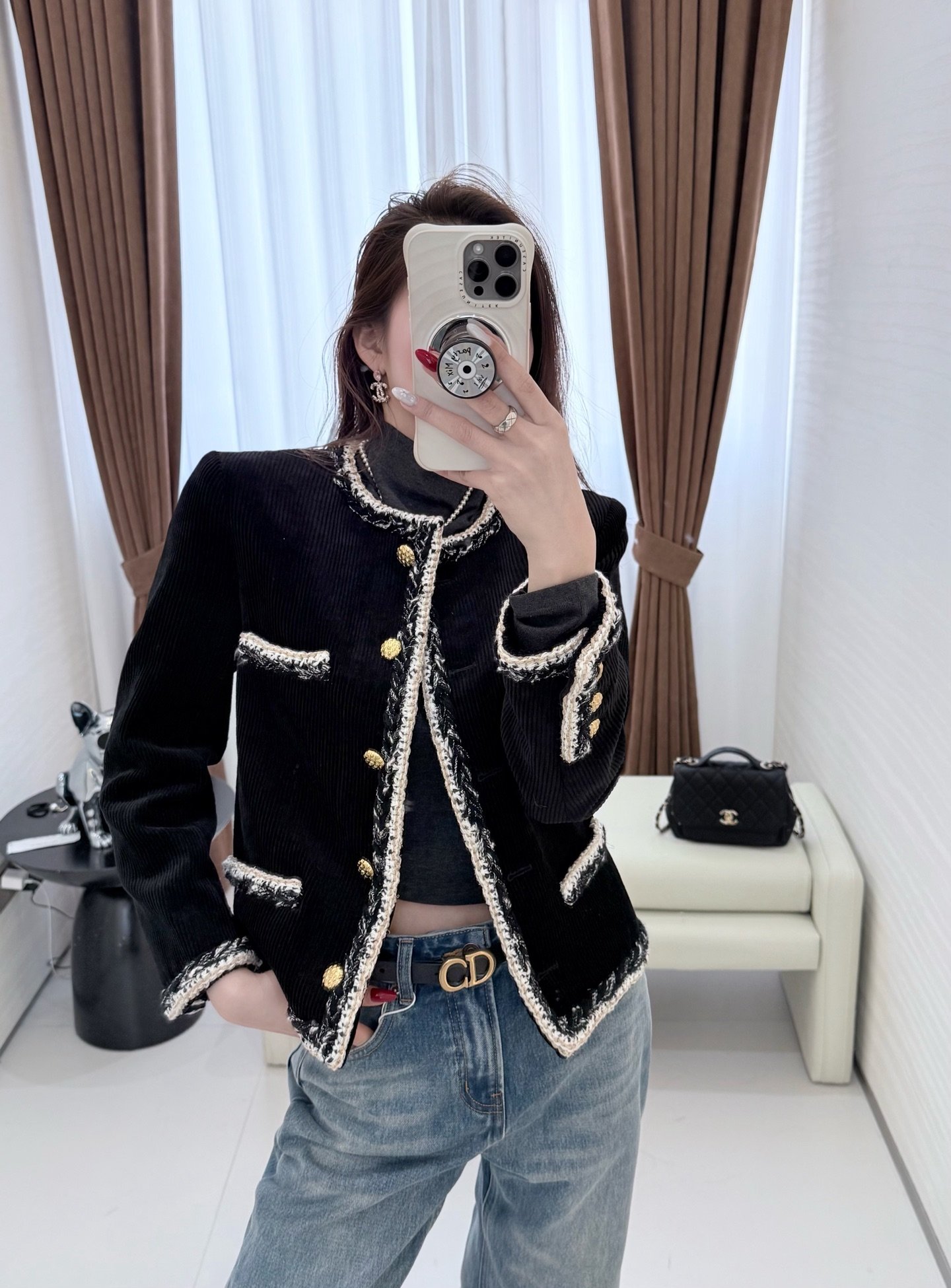 Chanel Jacket - Corduroy, black, gold & white W6010601 - Image 9