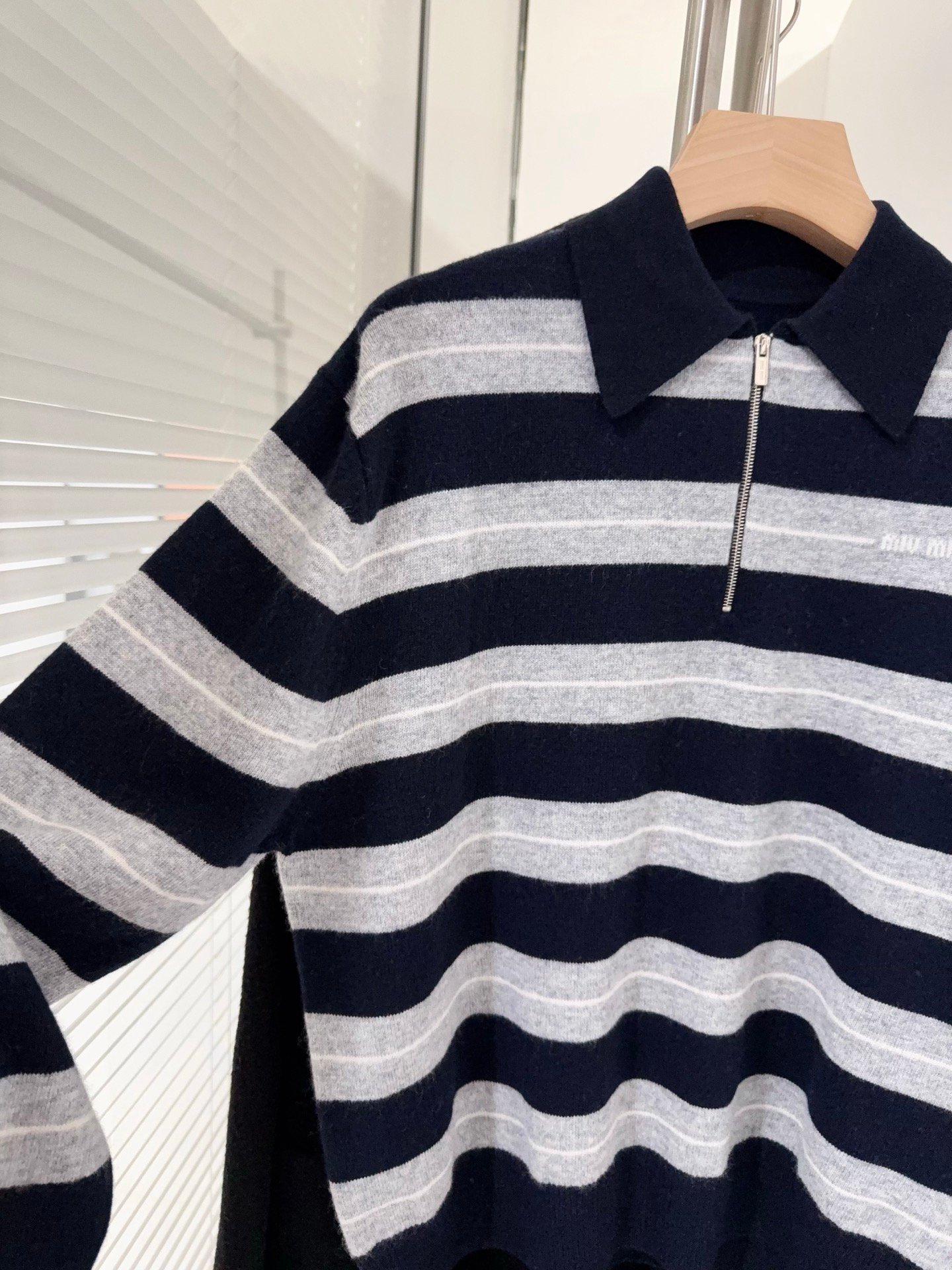 Miu Miu Navy Cashmere Polo Shirt W6010603 - Image 5