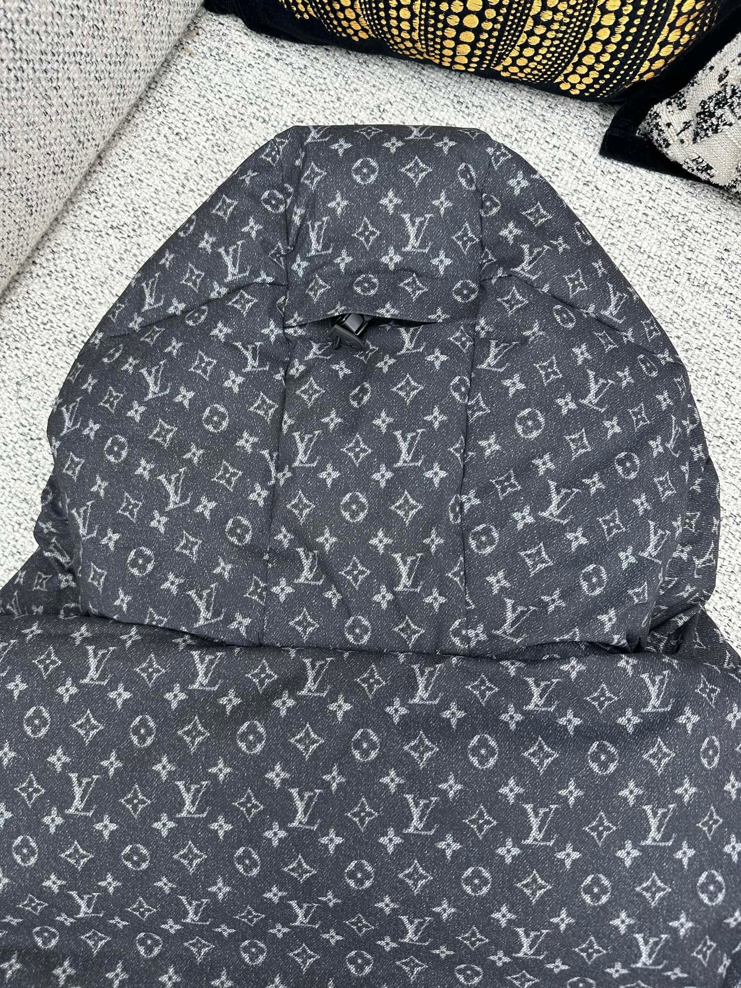 Louis Vuitton Monogram Denim Ski Jacket W6010903 - Image 6