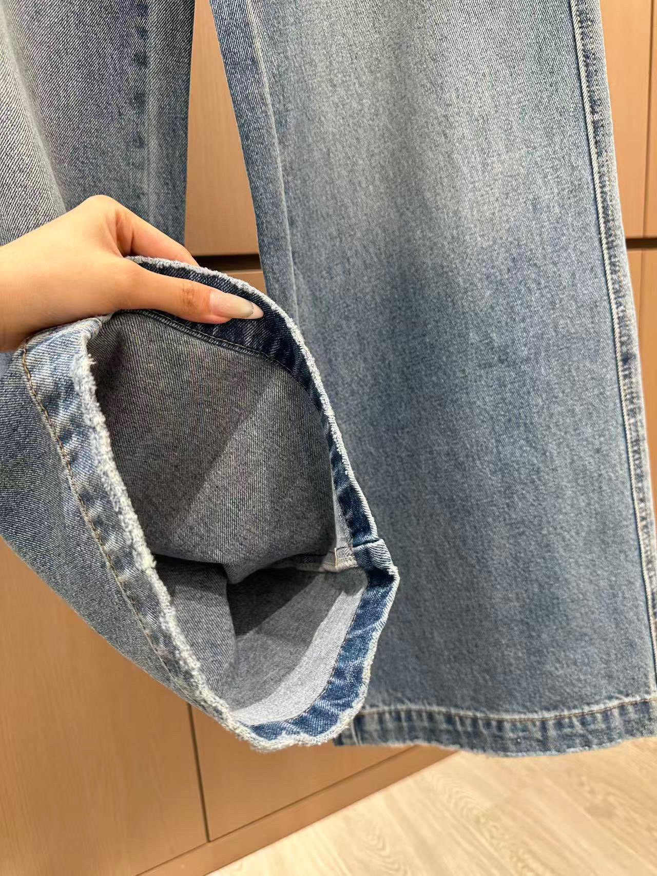 MIUMIU frayed fleece-styled sequined jeans in denim W6010906 - Image 5