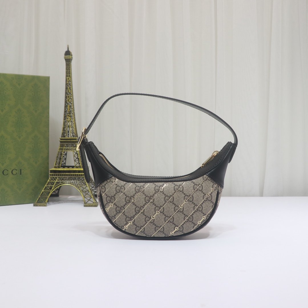 GUCCI half-moon bag B6010906