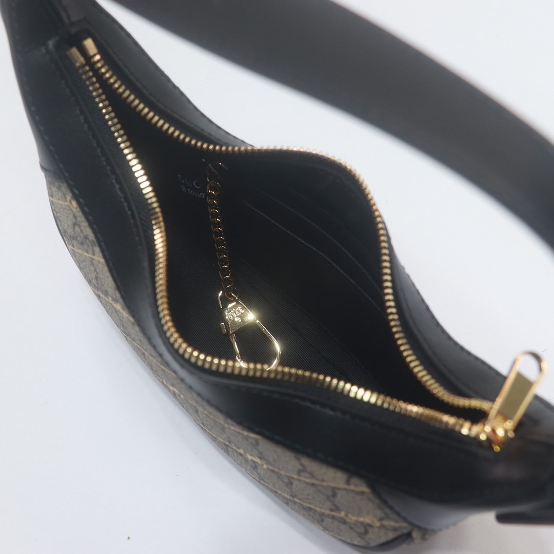 GUCCI half-moon bag B6010906 - Image 5