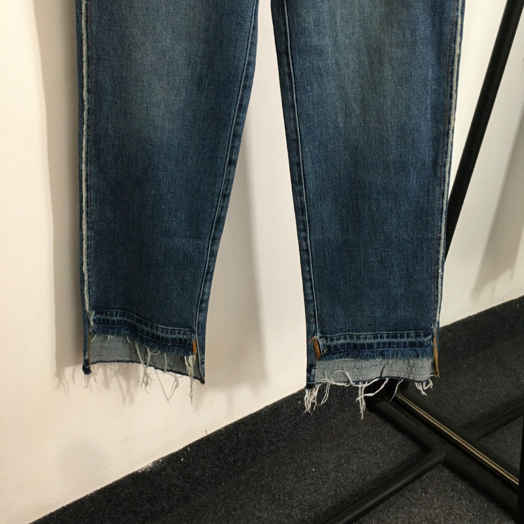 MIUMIU Irregular Cuff Denim Pants W6011001 - Image 4