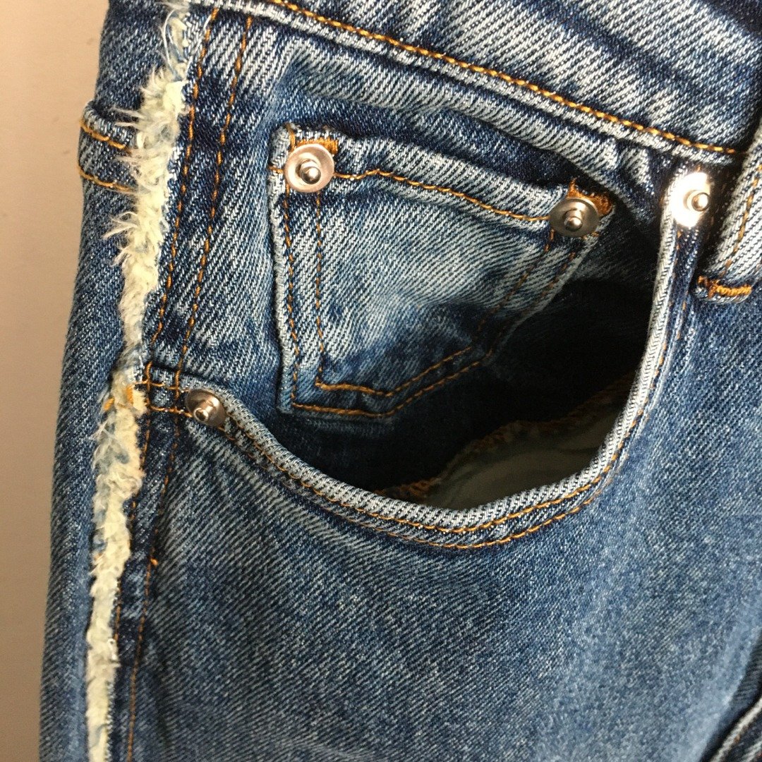 MIUMIU Irregular Cuff Denim Pants W6011001 - Image 5