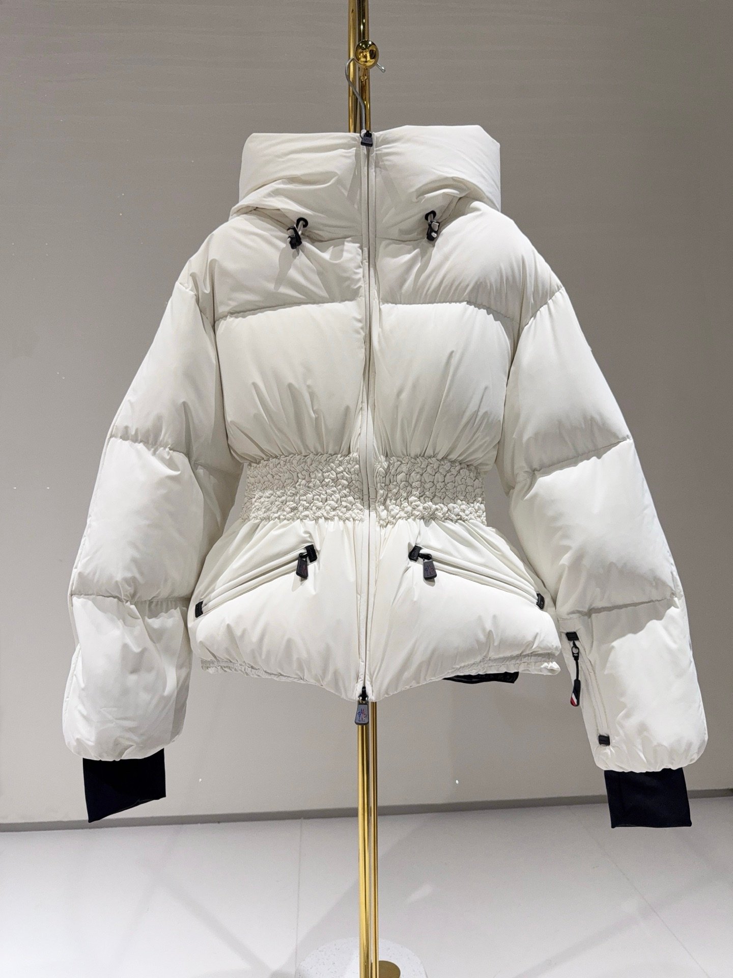 Moncler Hooded Warmth Ski Jacket W6011004 - Image 2