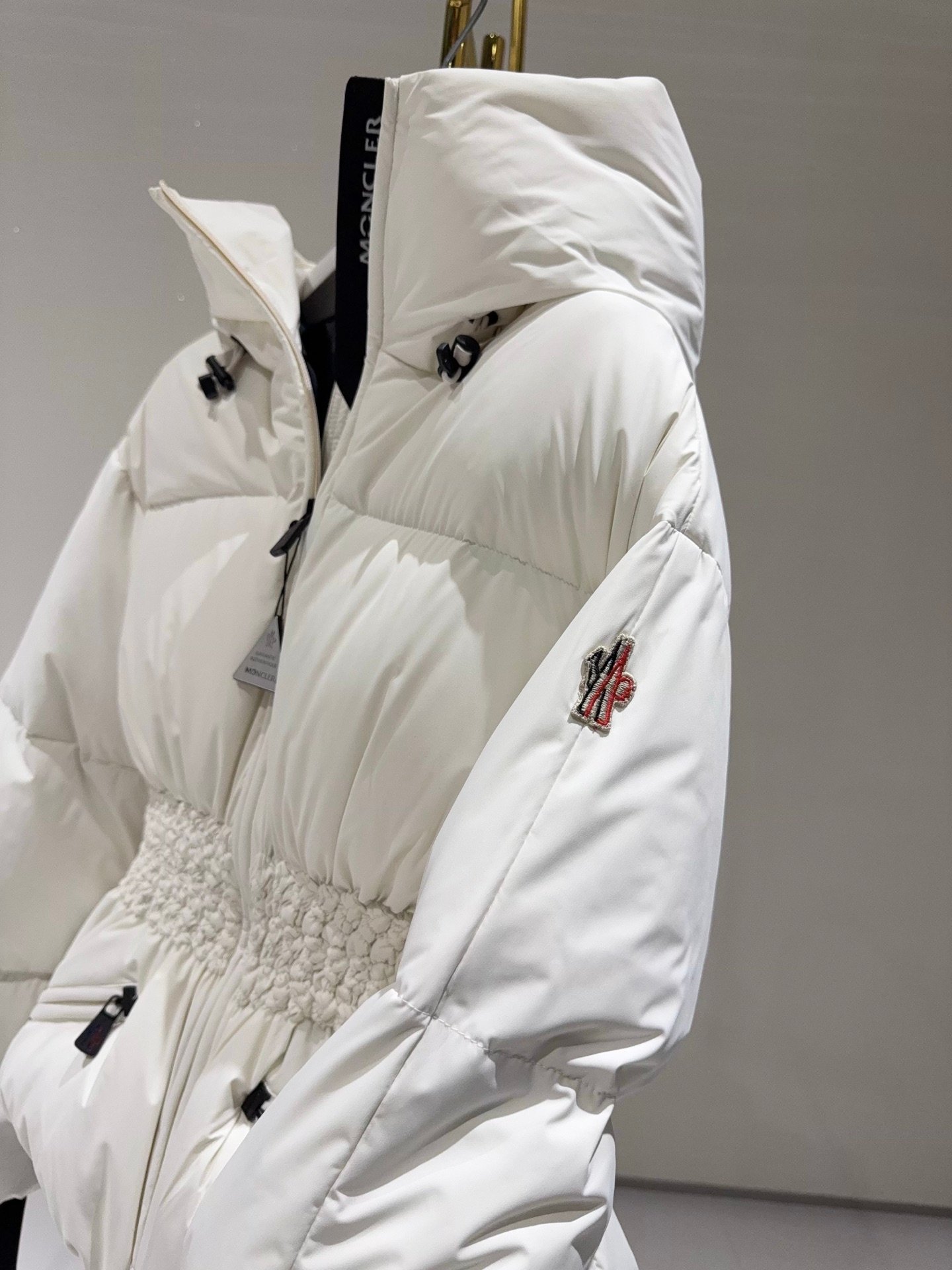 Moncler Hooded Warmth Ski Jacket W6011004 - Image 4